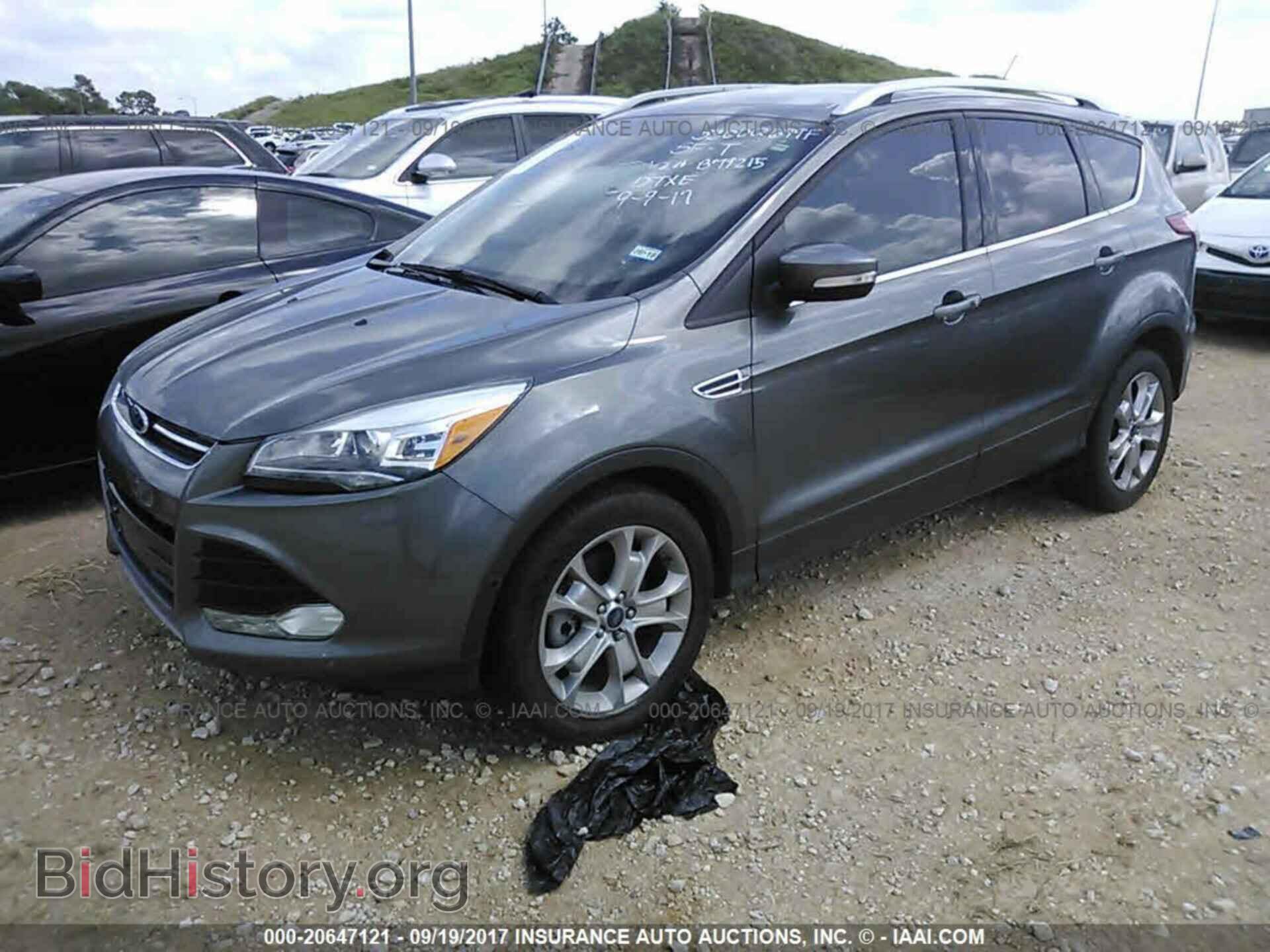 2014 Ford Escape - VIN: 1FMCU0J90EUB79215 - Фото 2
