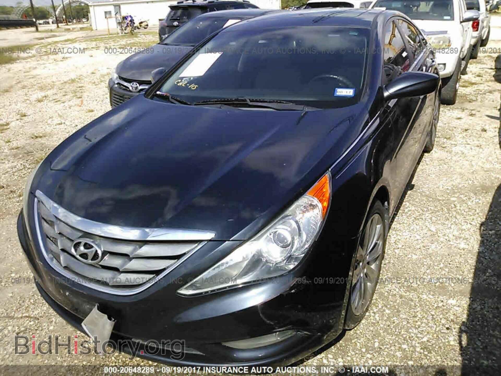 2012 Hyundai Sonata - VIN: 5NPEC4AC6CH399209 - Фото 2