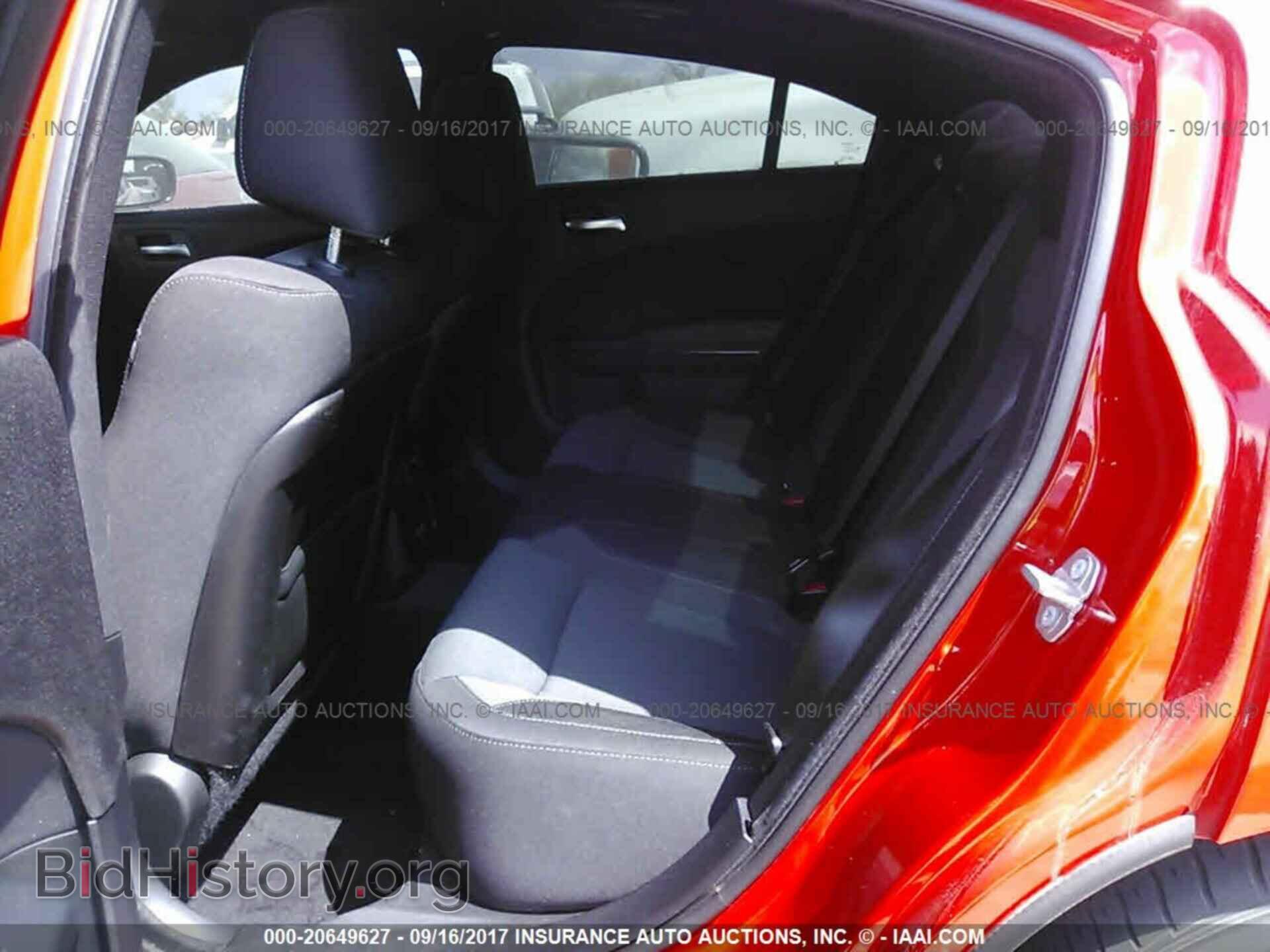 2016 Dodge Charger - VIN: 2C3CDXHG0GH188704 - Photo 8