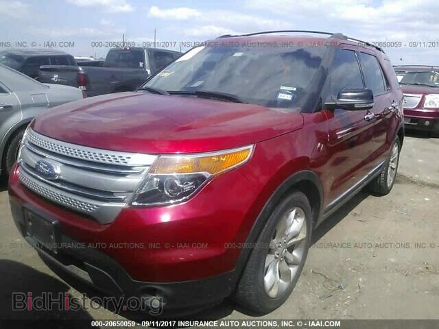 2012 Ford Explorer - VIN: 1FMHK7D83CGA49187 - Photo 2