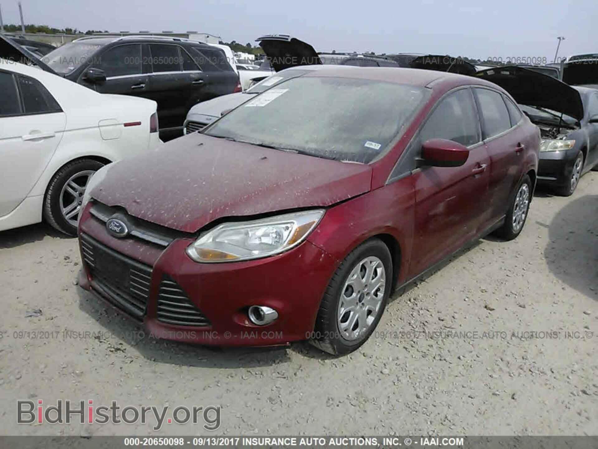 2012 Ford Focus - VIN: 1FAHP3F2XCL391529 - Фото 2