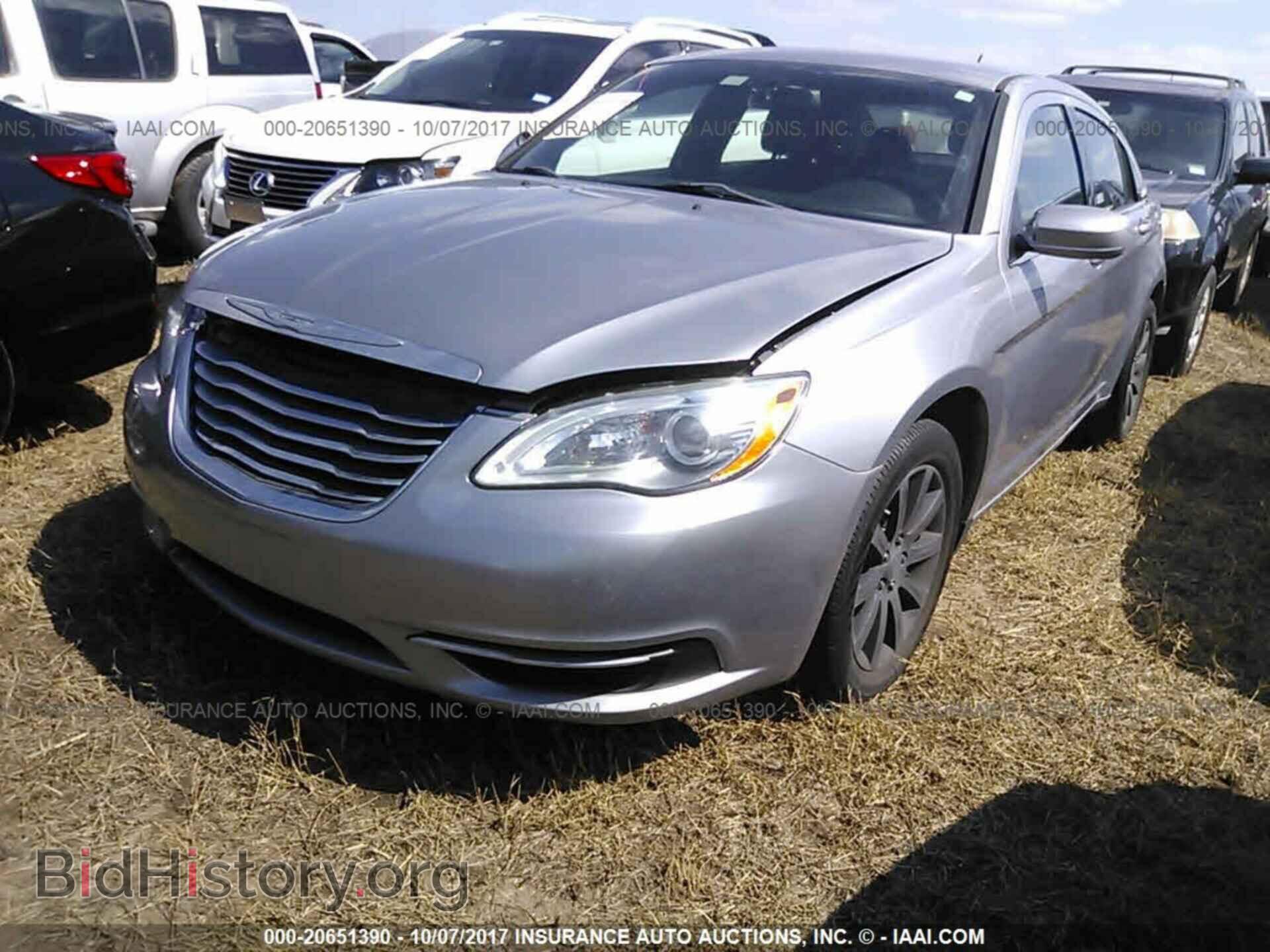 2013 Chrysler 200 - VIN: 1C3CCBBB6DN649801 - Photo 2
