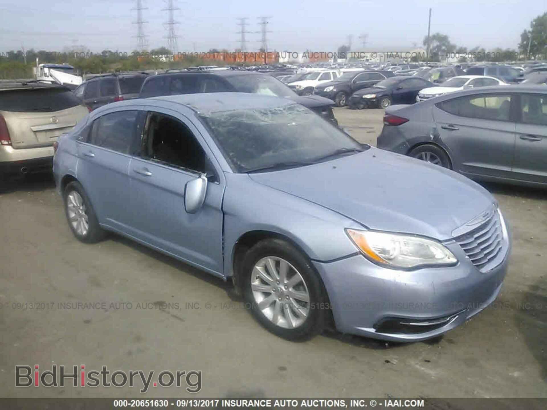 Фотография 1C3CCBBB7DN690115 - Chrysler 200 2013