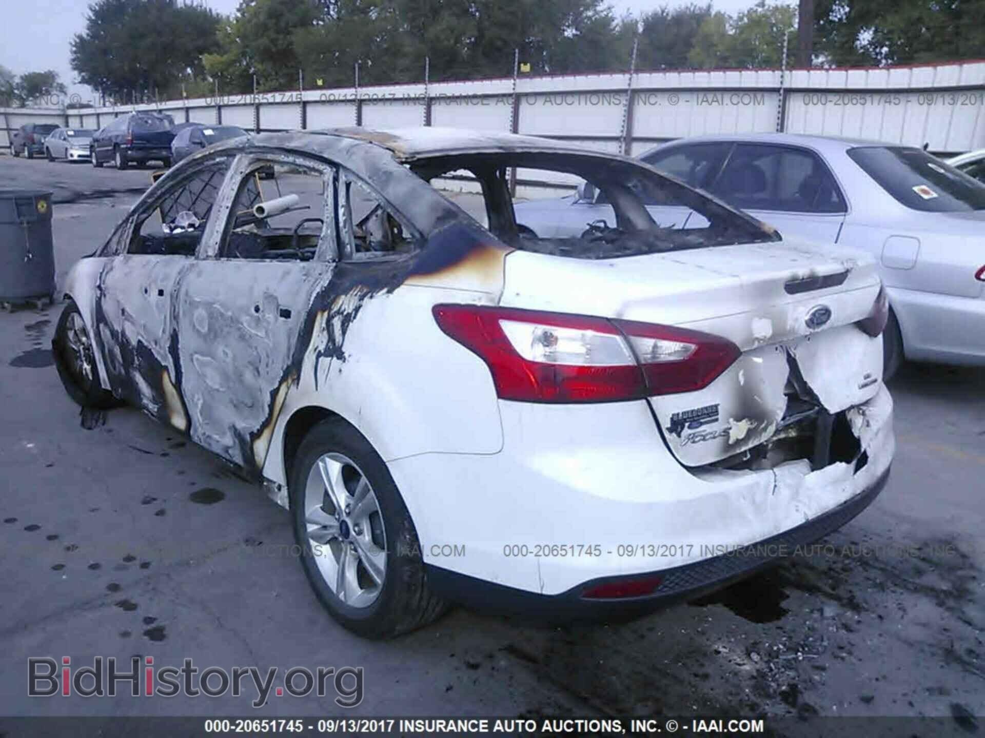 2014 Ford Focus - VIN: 1FADP3F29EL451995 - Фото 3