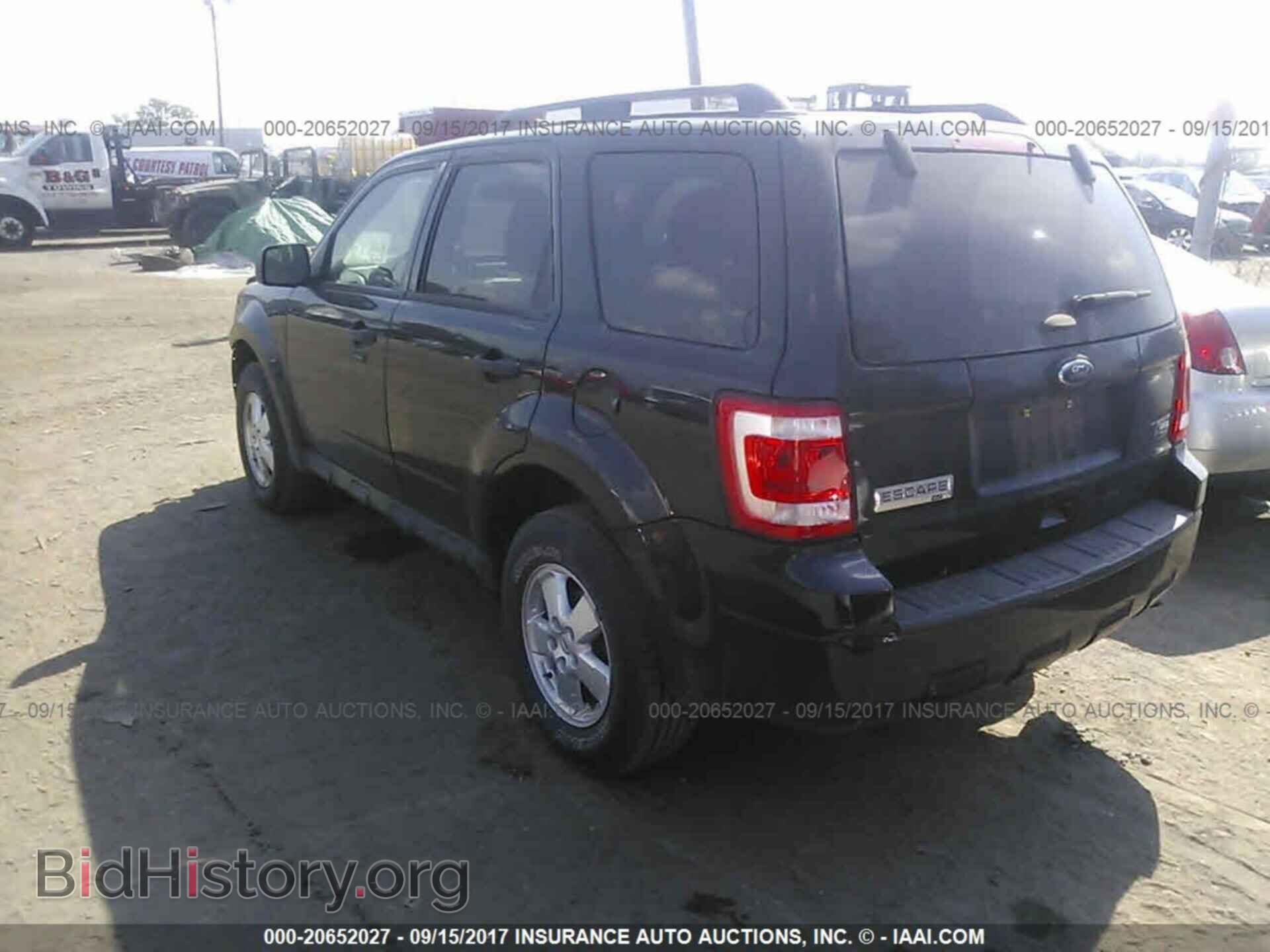 2012 Ford Escape - VIN: 1FMCU9DG4CKA27705 - Photo 3