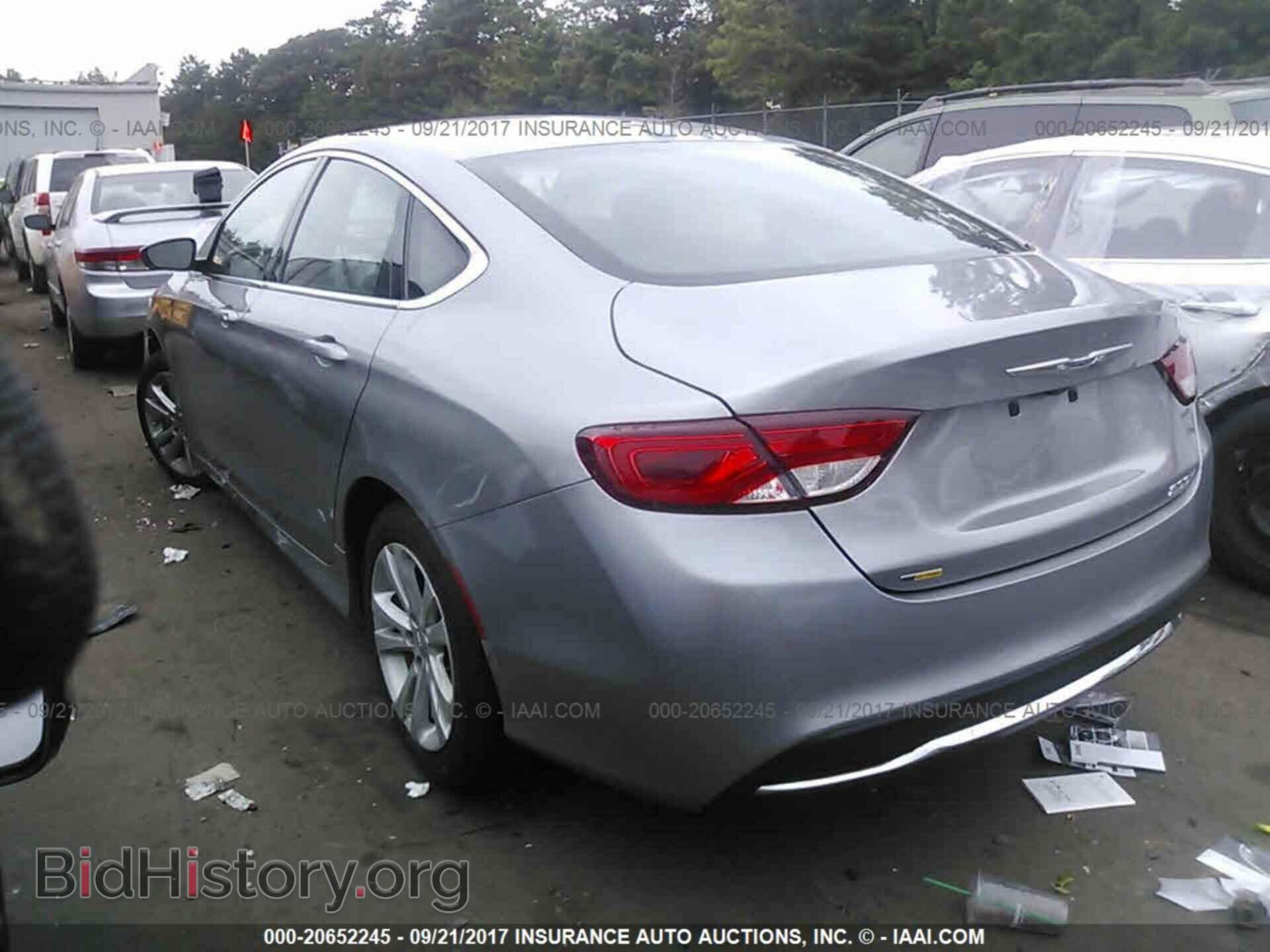 2015 Chrysler 200 - VIN: 1C3CCCAB3FN707843 - Photo 3