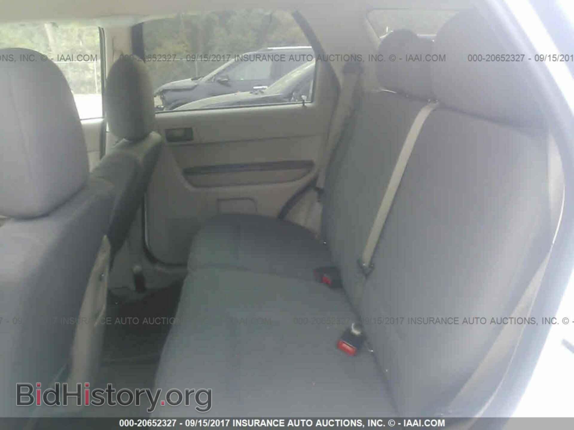 2012 Ford Escape - VIN: 1FMCU0C76CKB34509 - Photo 8