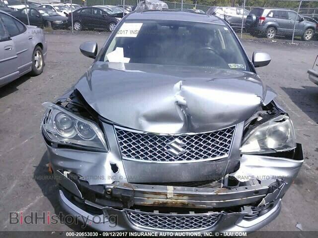 2011 Suzuki Kizashi - VIN: JS2RF9A88B6110329 - Фото 6
