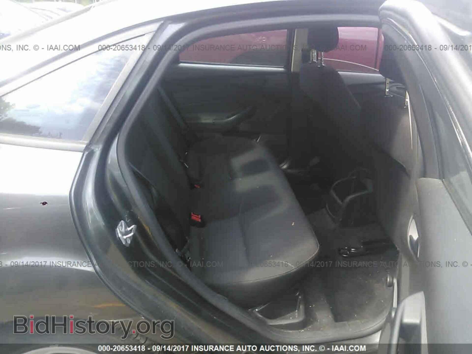 2016 Ford Focus - VIN: 1FADP3E28GL315006 - Photo 8