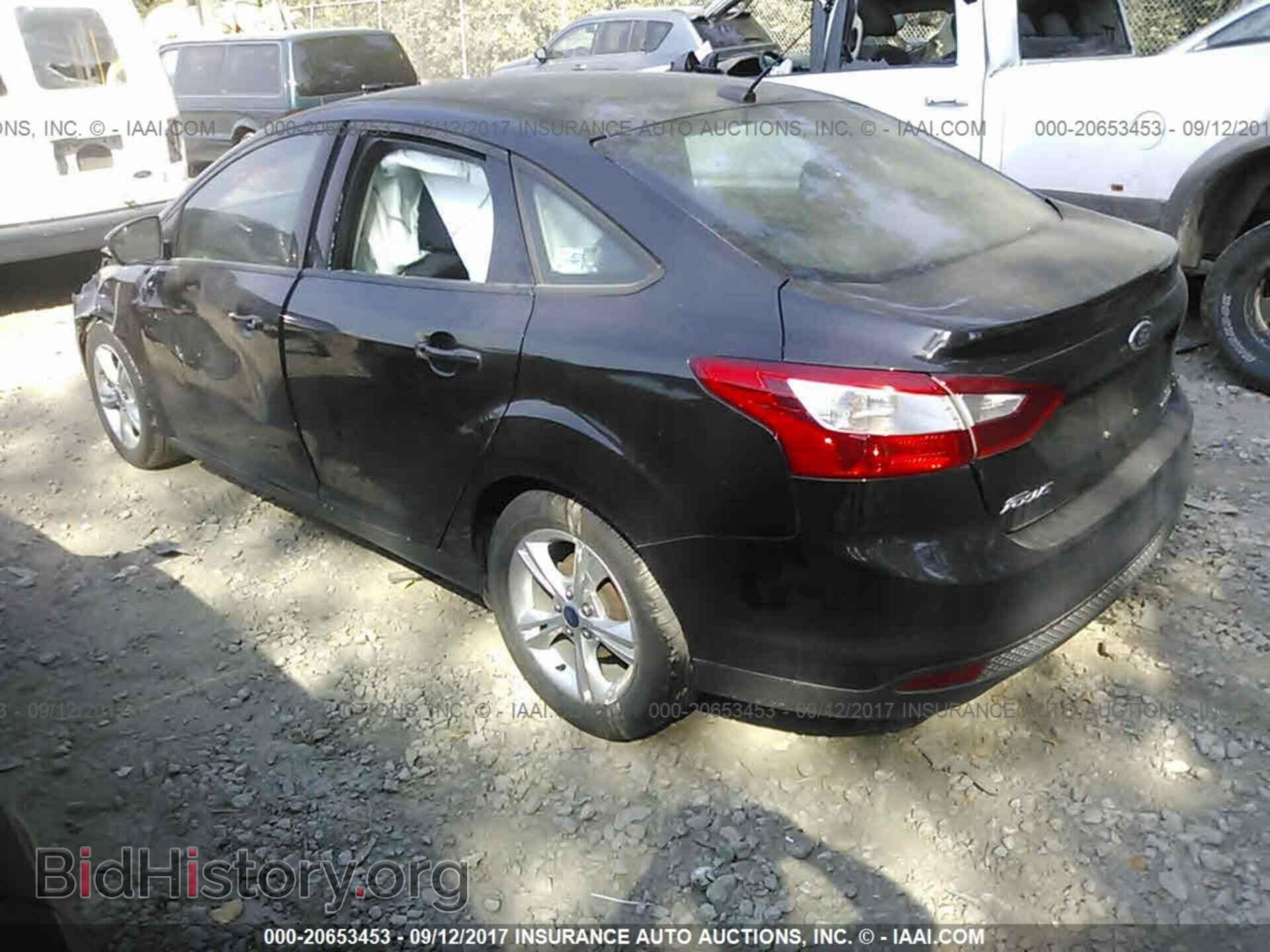 2014 Ford Focus - VIN: 1FADP3F22EL349213 - Photo 3