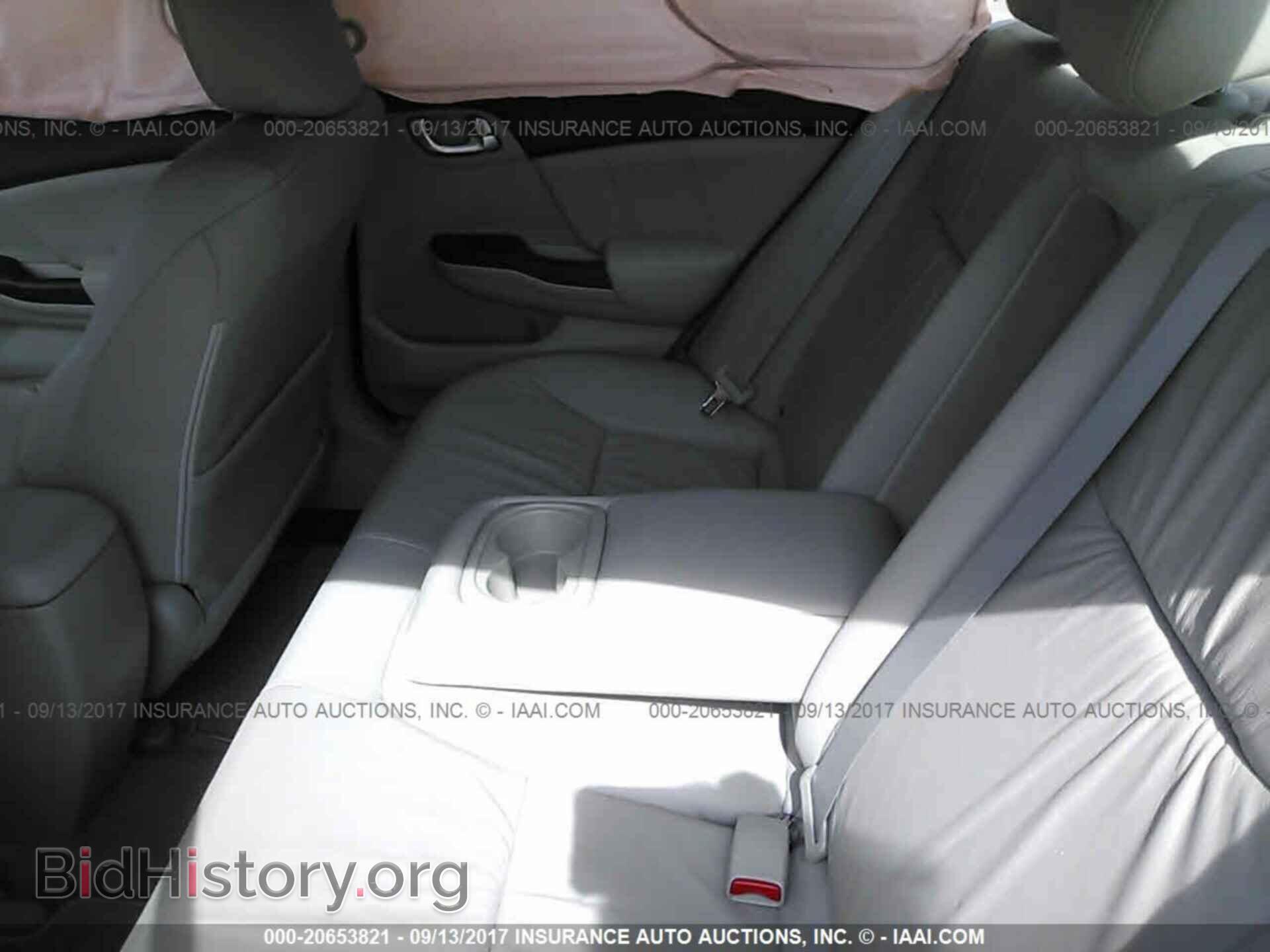 2012 Honda Civic - VIN: 2HGFB2F9XCH548403 - Photo 8