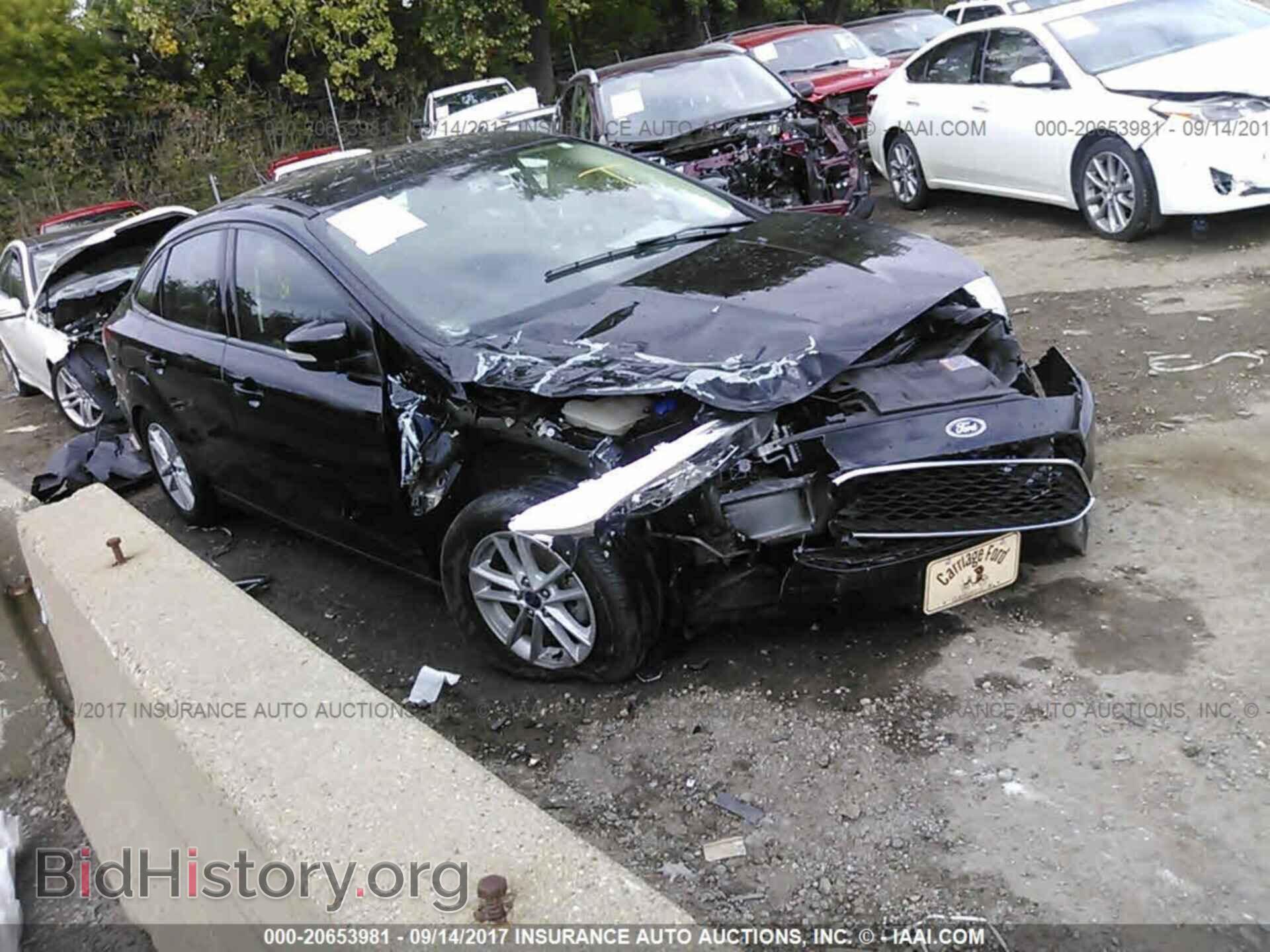 Photo 1FADP3F25HL235176 - Ford Focus 2017