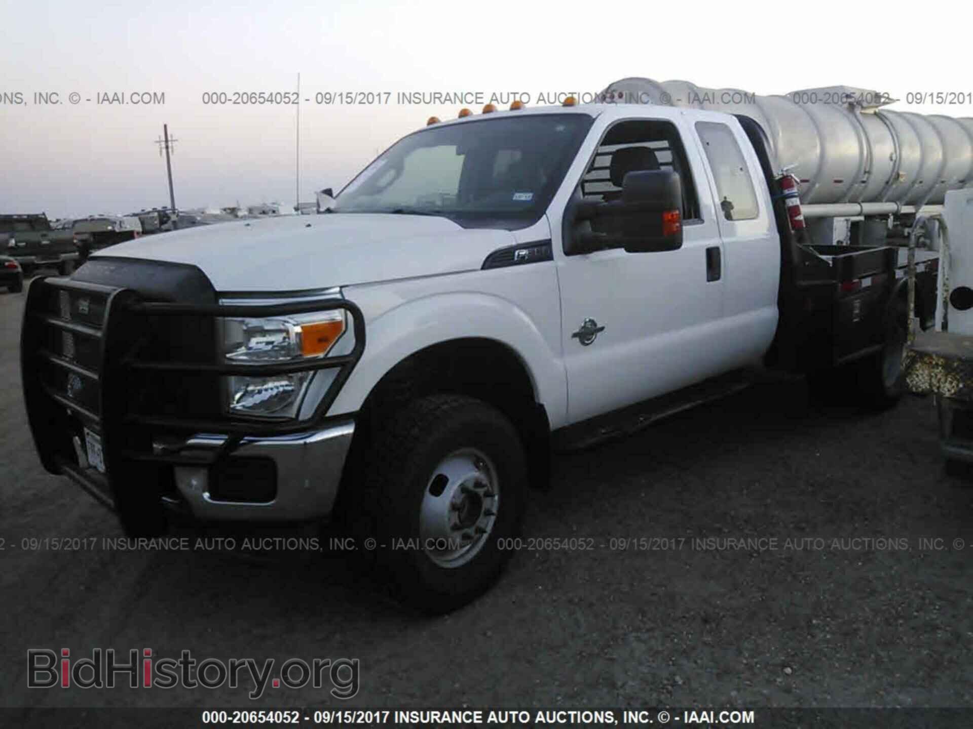 2012 Ford F350 - VIN: 1FD8X3HT9CEB39349 - Фото 2