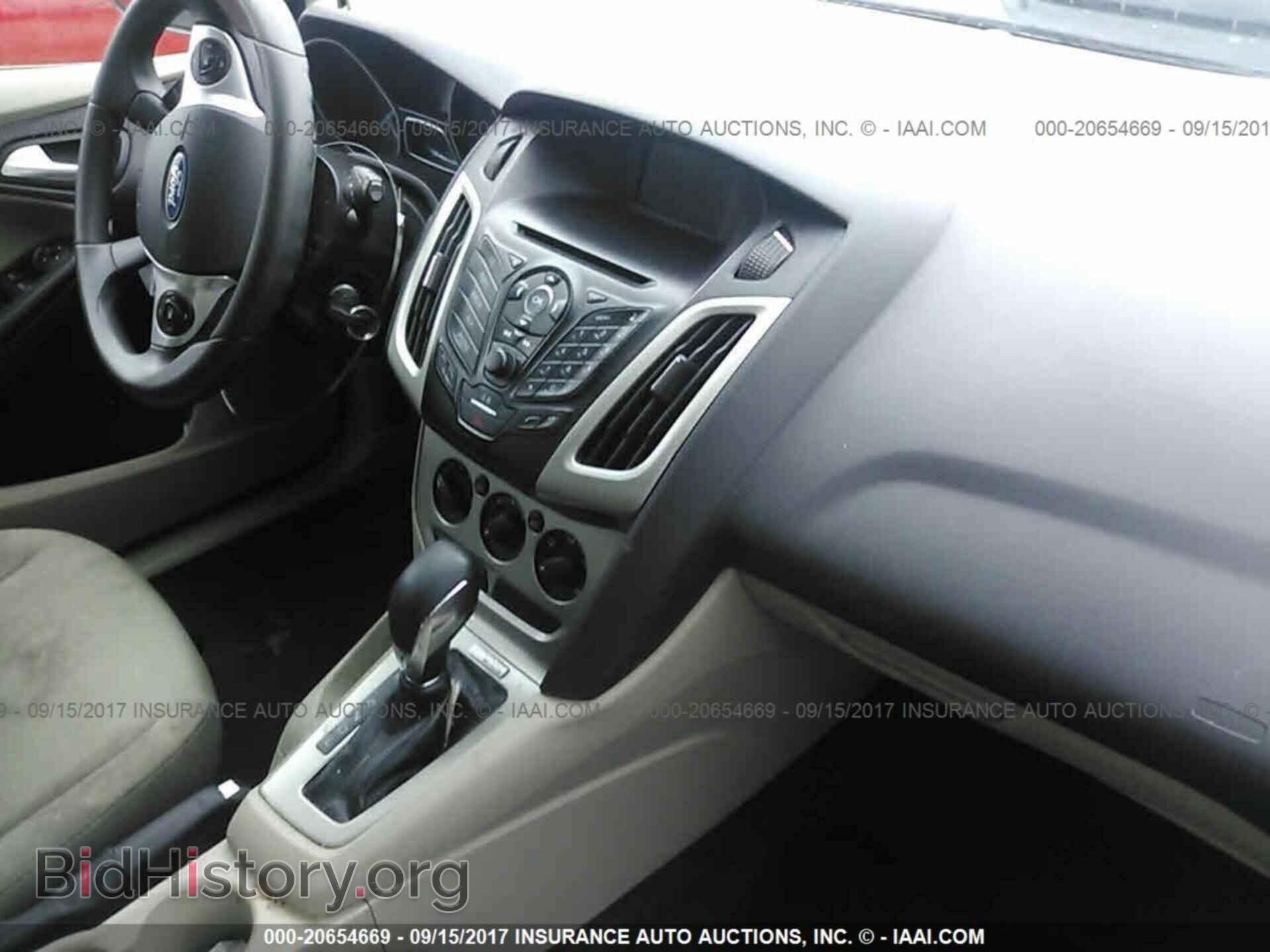 2012 Ford Focus - VIN: 1FAHP3K21CL464065 - Photo 5