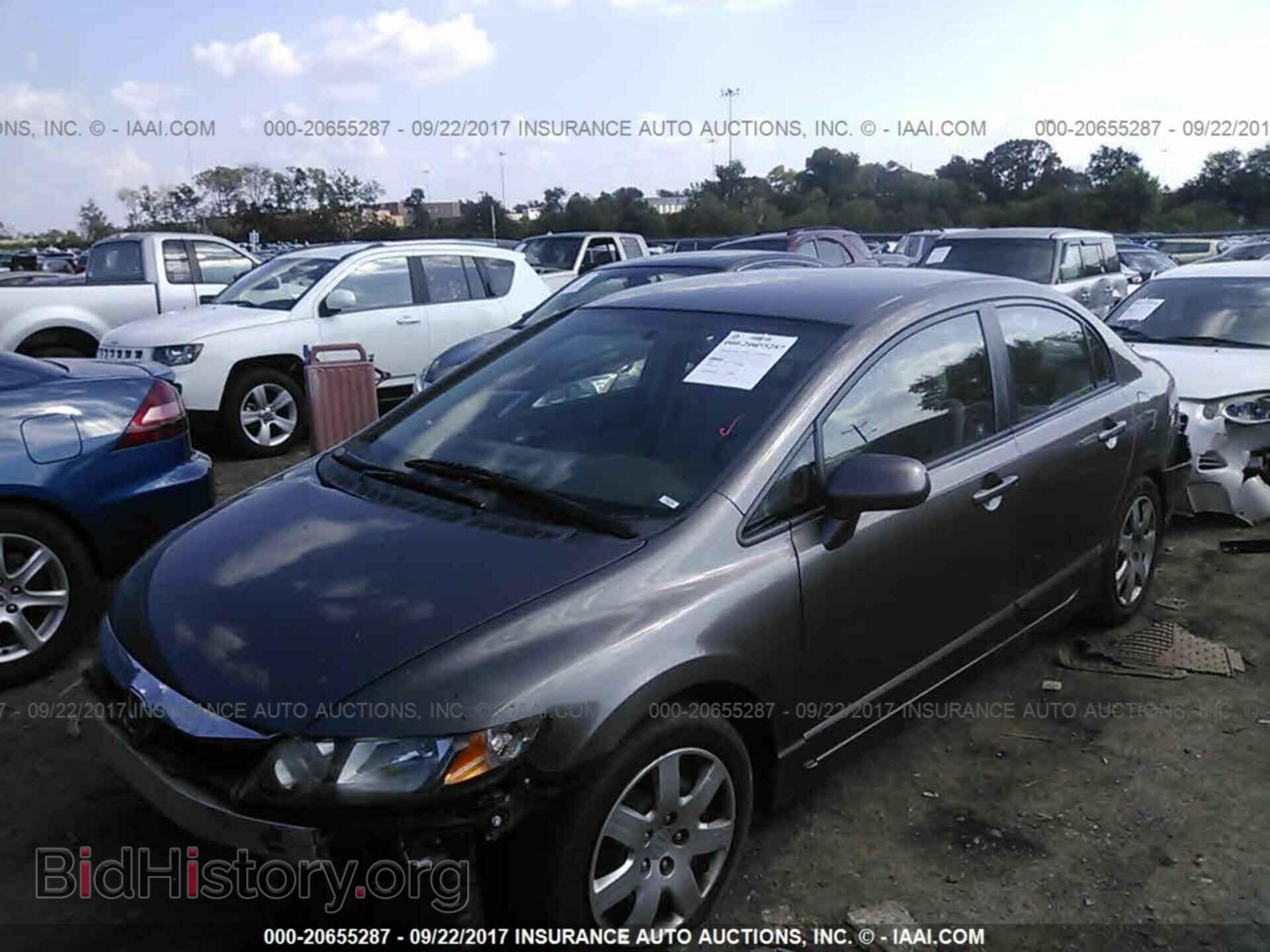 2011 Honda CIVIC (VIN 19XFA1F56BE032476) — фото 2 из 10