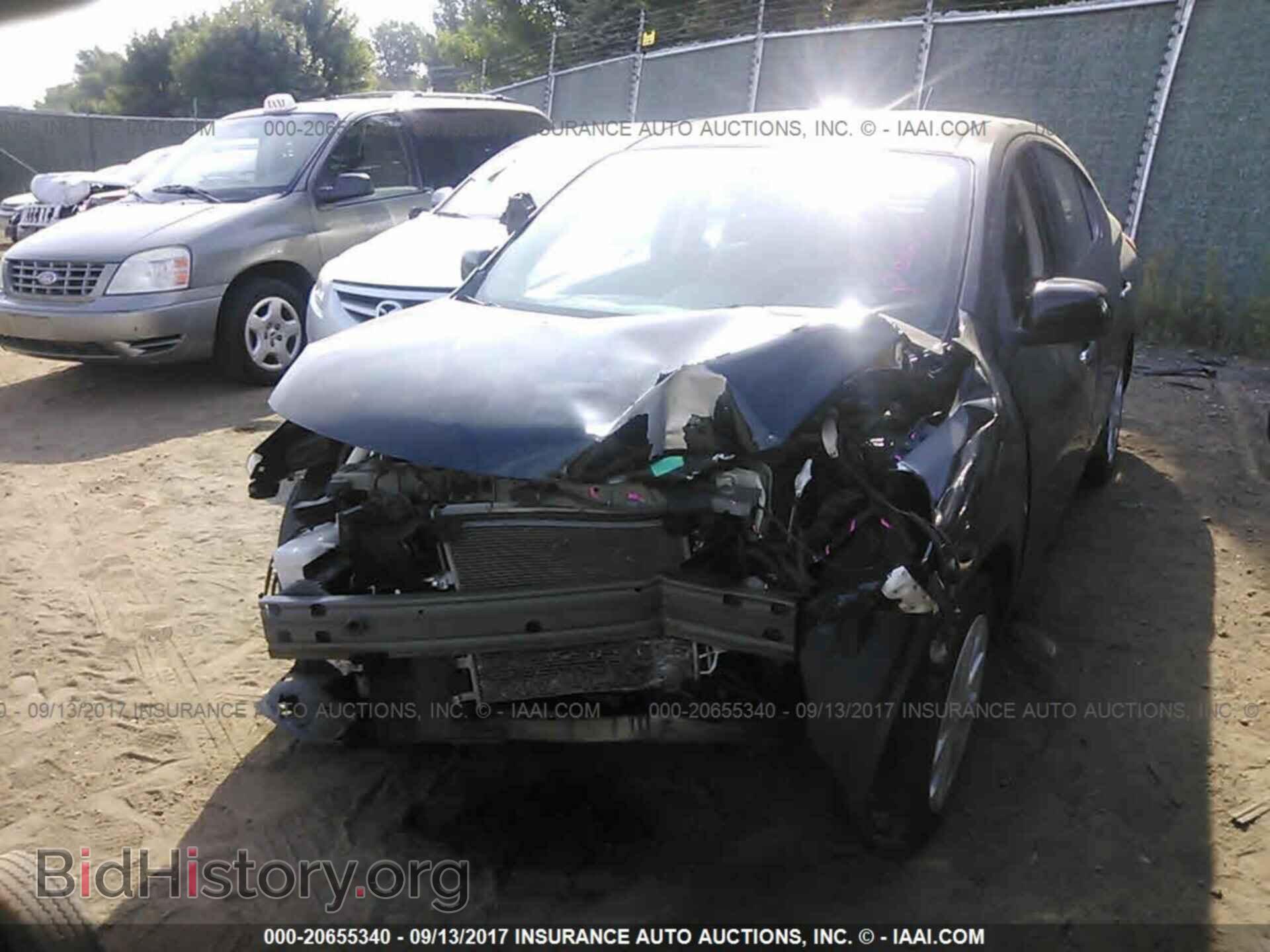 2012 Nissan Versa - VIN: 3N1CN7AP1CL915212 - Фото 2