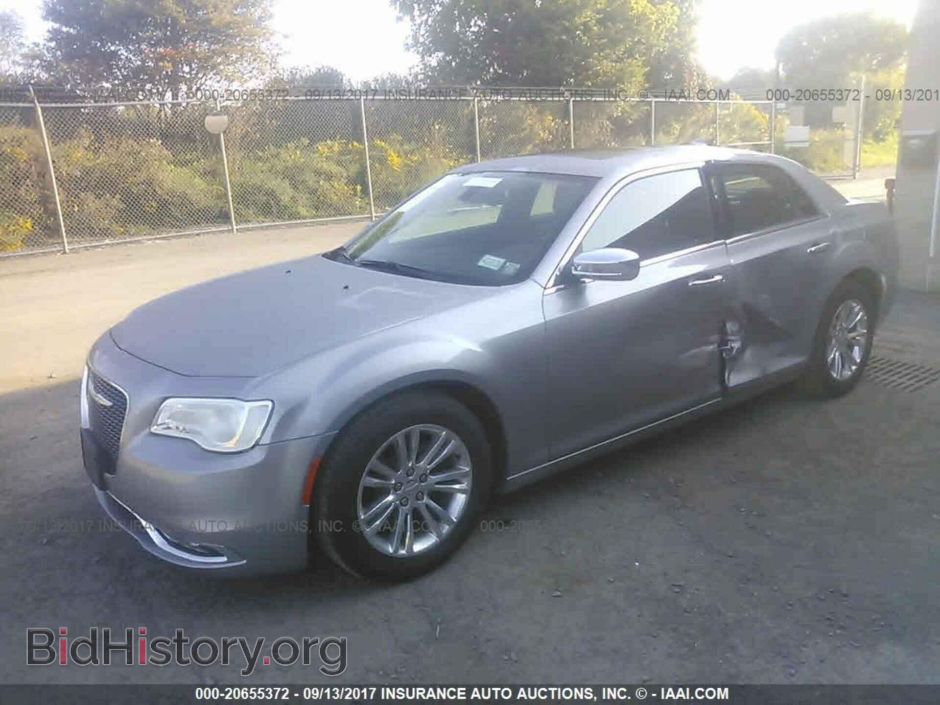 2017 Chrysler 300c - VIN: 2C3CCAEG7HH663299 - Фото 2