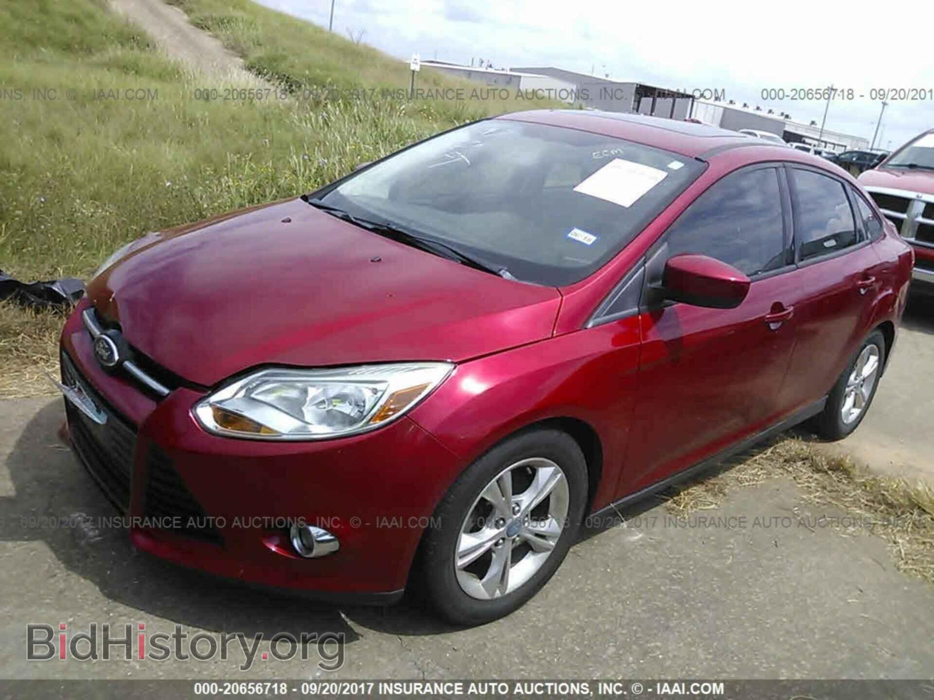 2012 Ford Focus - VIN: 1FAHP3F22CL226395 - Photo 2