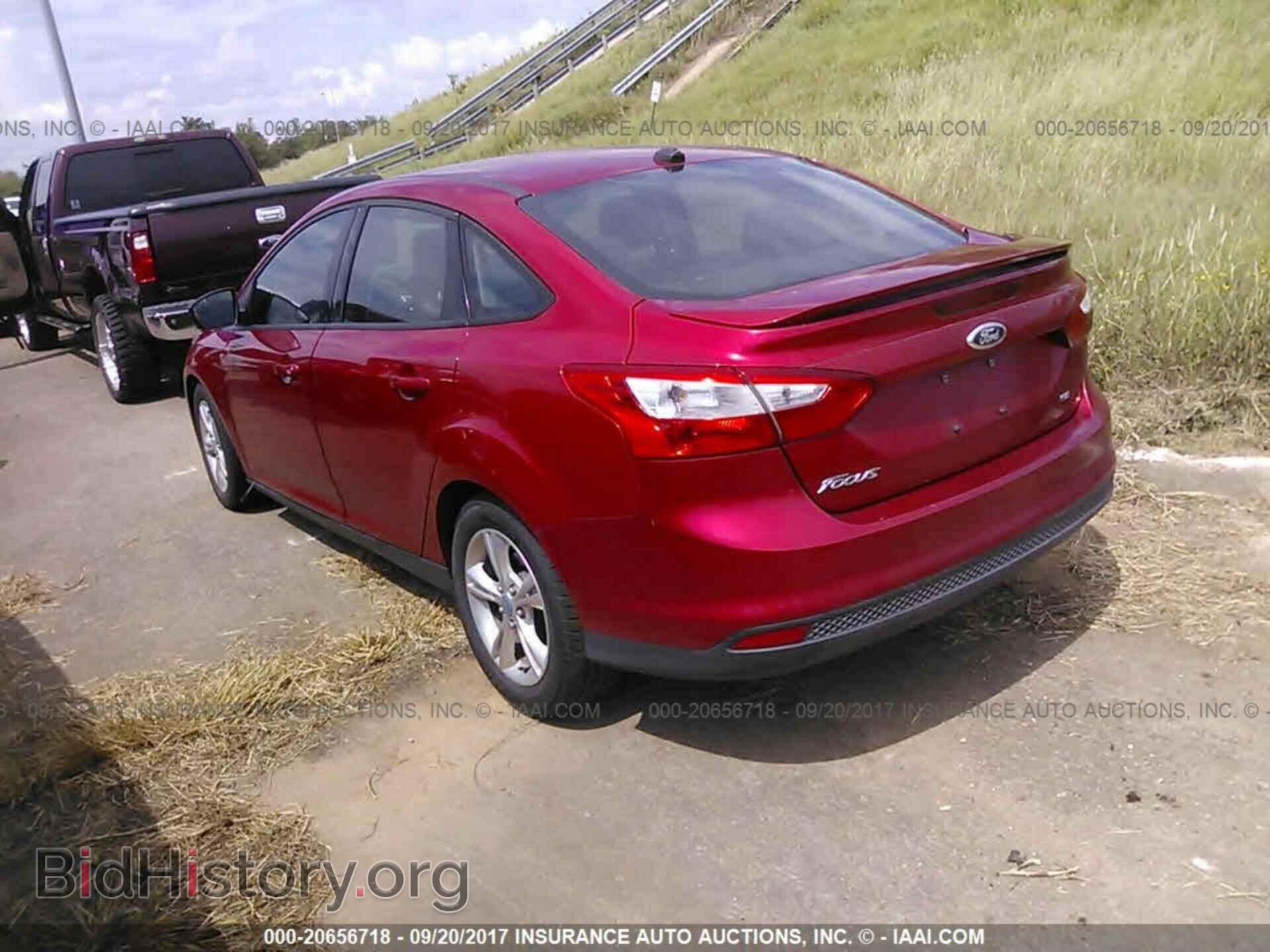 2012 Ford Focus - VIN: 1FAHP3F22CL226395 - Photo 3