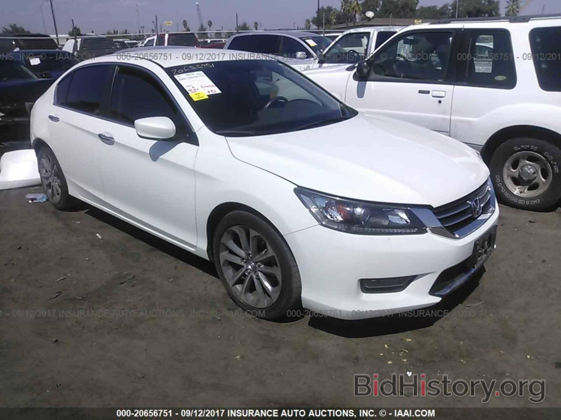 Photo 1HGCR2F55FA008911 - Honda Accord 2015