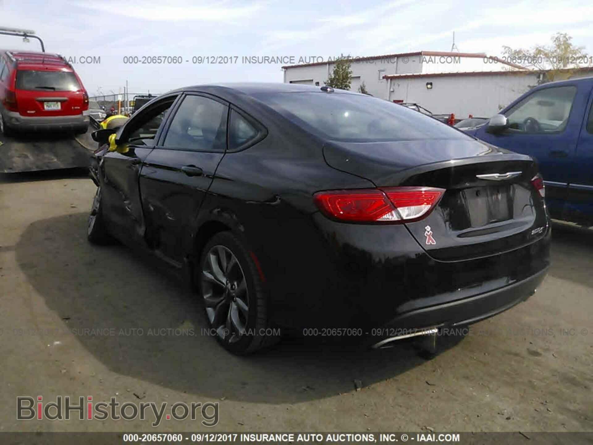 2015 Chrysler 200 - VIN: 1C3CCCBB8FN537333 - Фото 3
