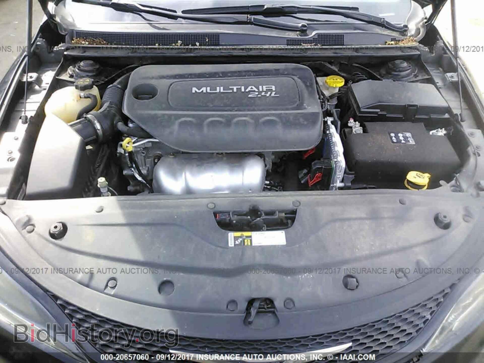 2015 Chrysler 200 - VIN: 1C3CCCBB8FN537333 - Фото 10
