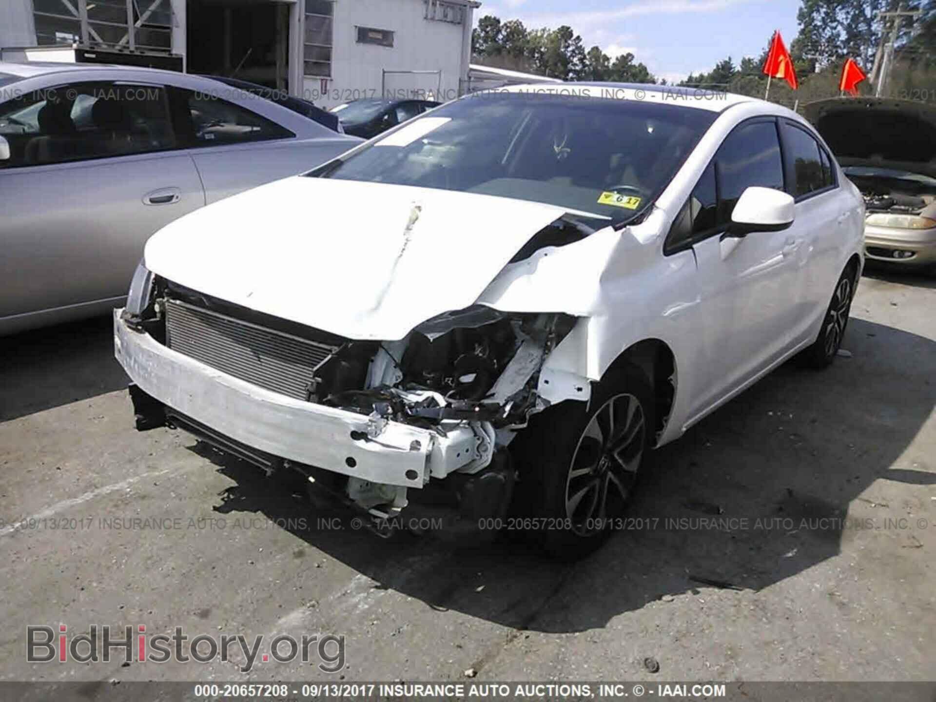 2013 Honda Civic - VIN: 19XFB2F83DE073714 - Photo 2