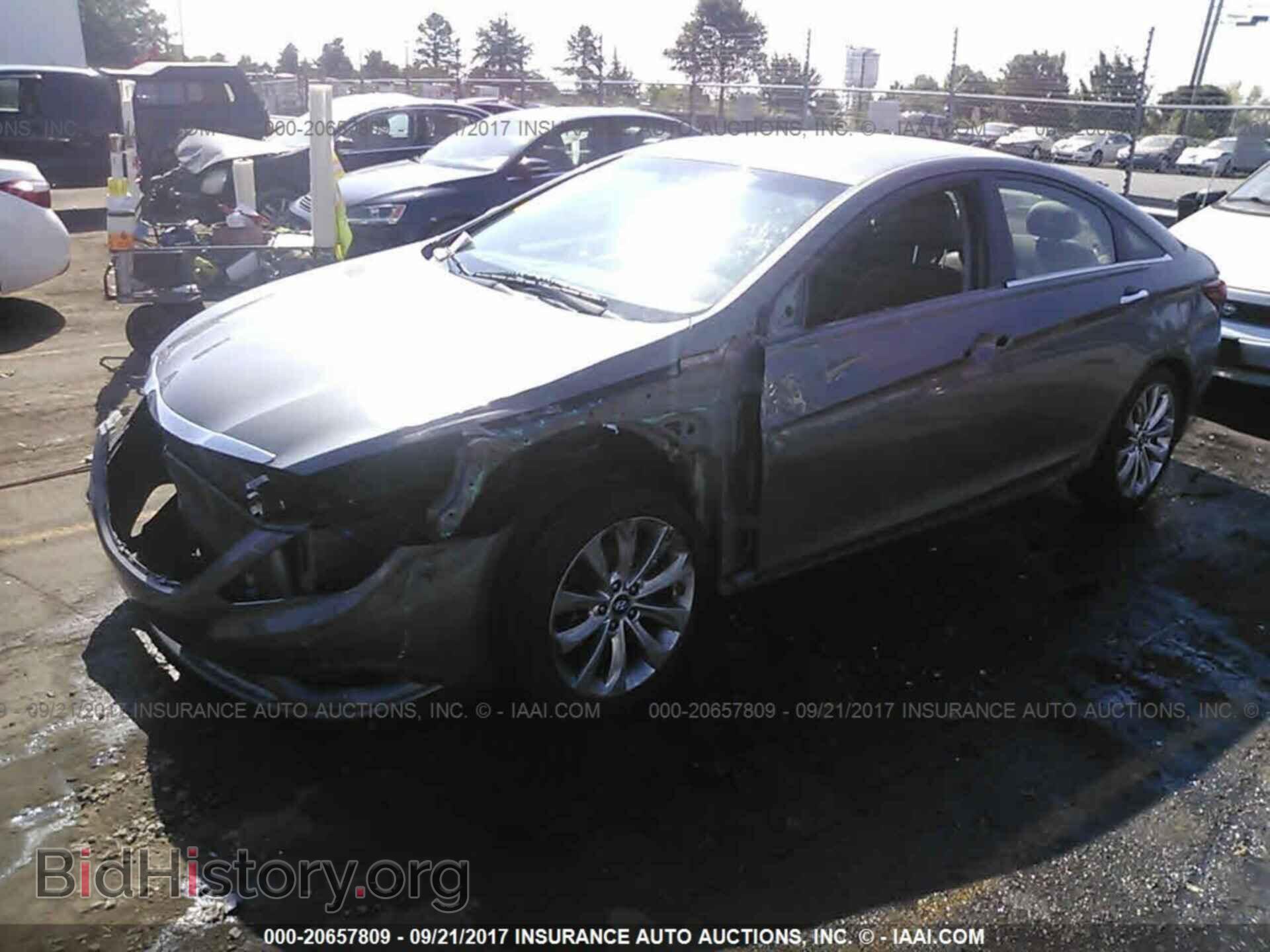 2012 Hyundai Sonata - VIN: 5NPEC4AC5CH325098 - Photo 2