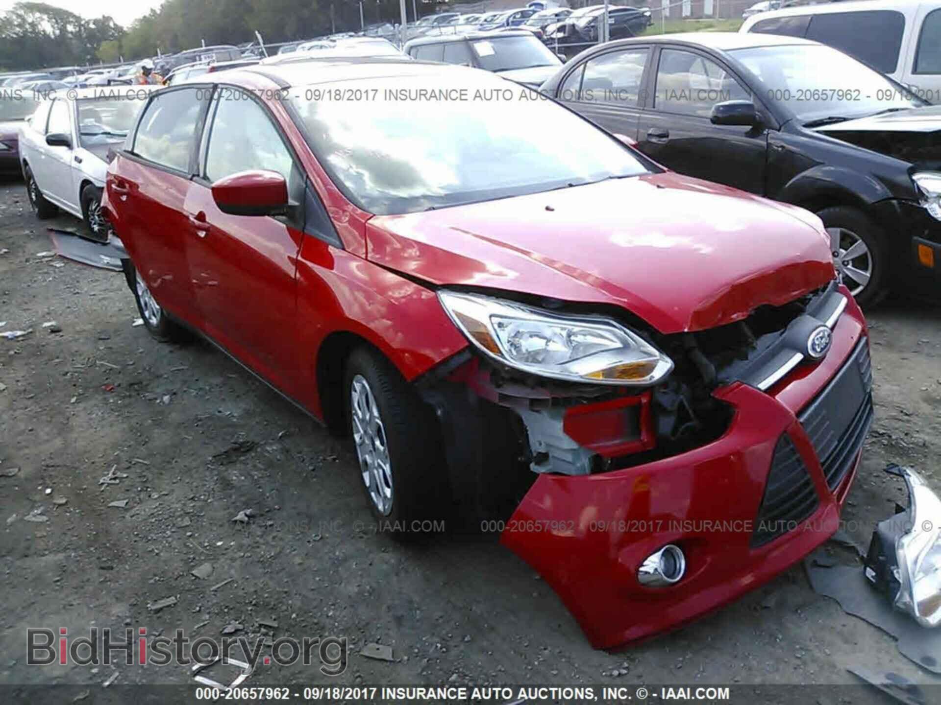 Photo 1FAHP3F23CL247594 - Ford Focus 2012
