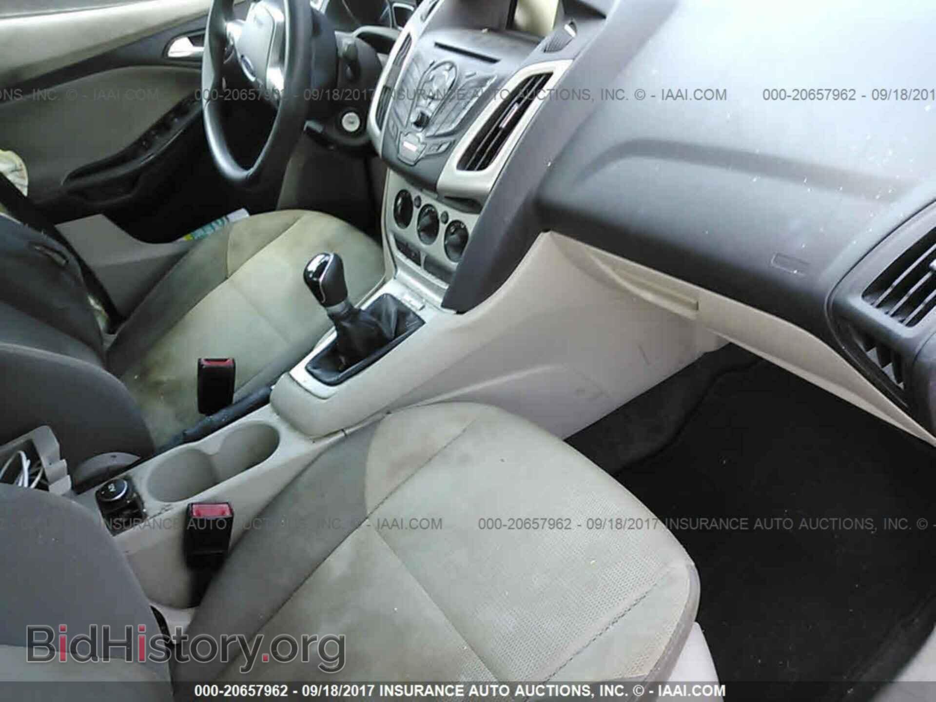 2012 Ford Focus - VIN: 1FAHP3F23CL247594 - Photo 5