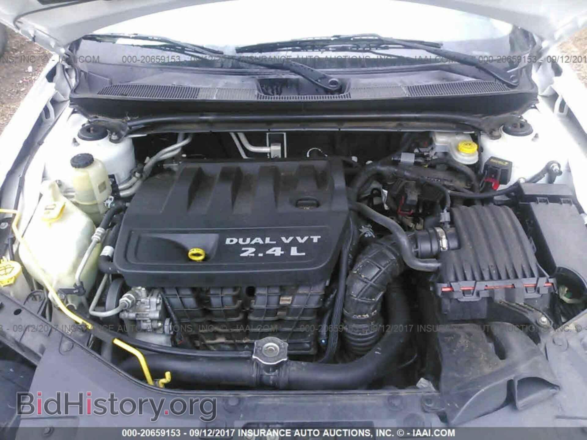 2011 Chrysler 200 - VIN: 1C3BC1FB7BN617842 - Photo 10