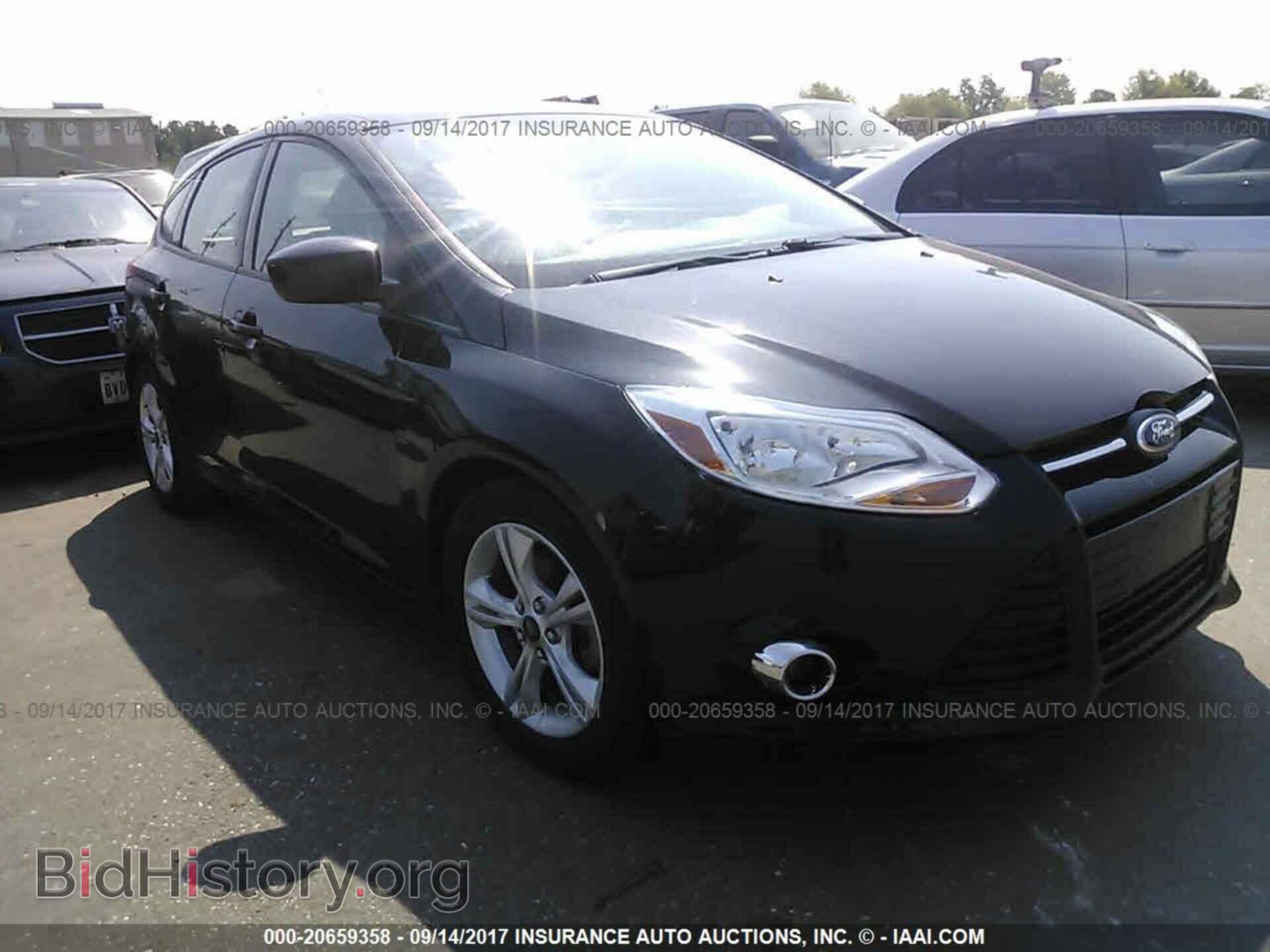 Photo 1FAHP3K25CL385823 - Ford Focus 2012