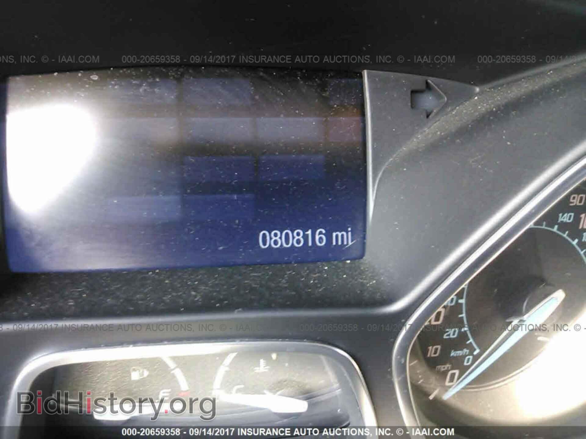 2012 Ford Focus - VIN: 1FAHP3K25CL385823 - Photo 7