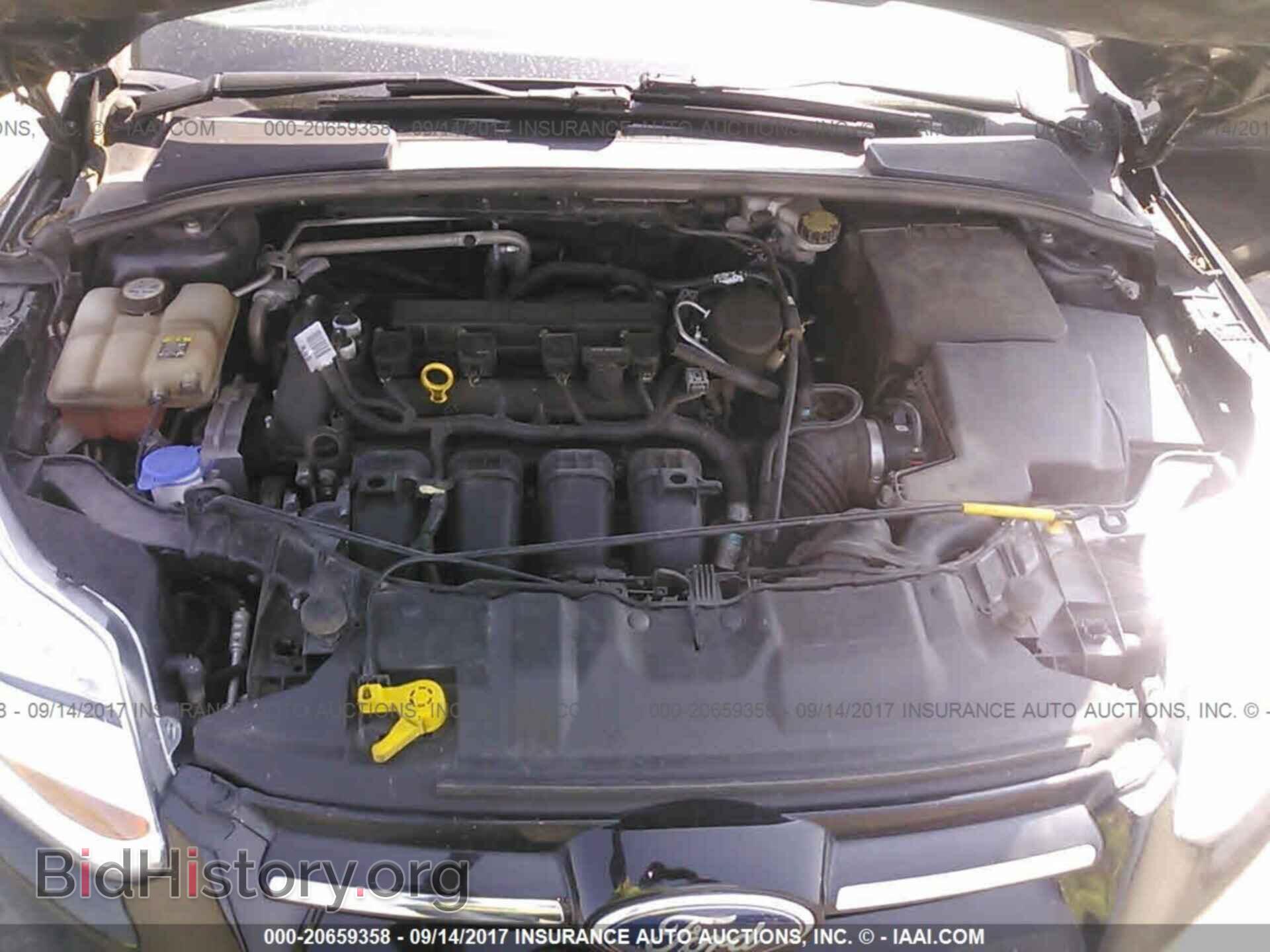 2012 Ford Focus - VIN: 1FAHP3K25CL385823 - Photo 10