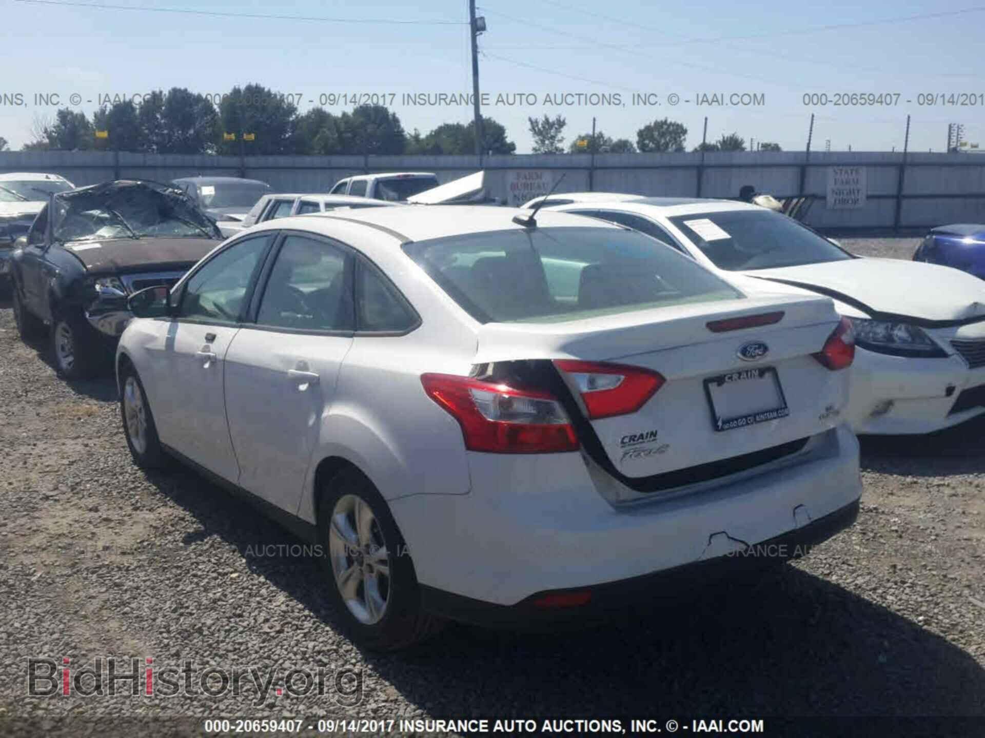 2014 Ford Focus - VIN: 1FADP3F29EL159635 - Photo 3