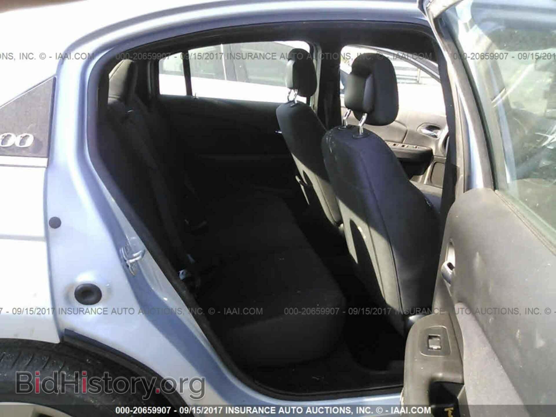 2013 Chrysler 200 - VIN: 1C3CCBABXDN588535 - Photo 8