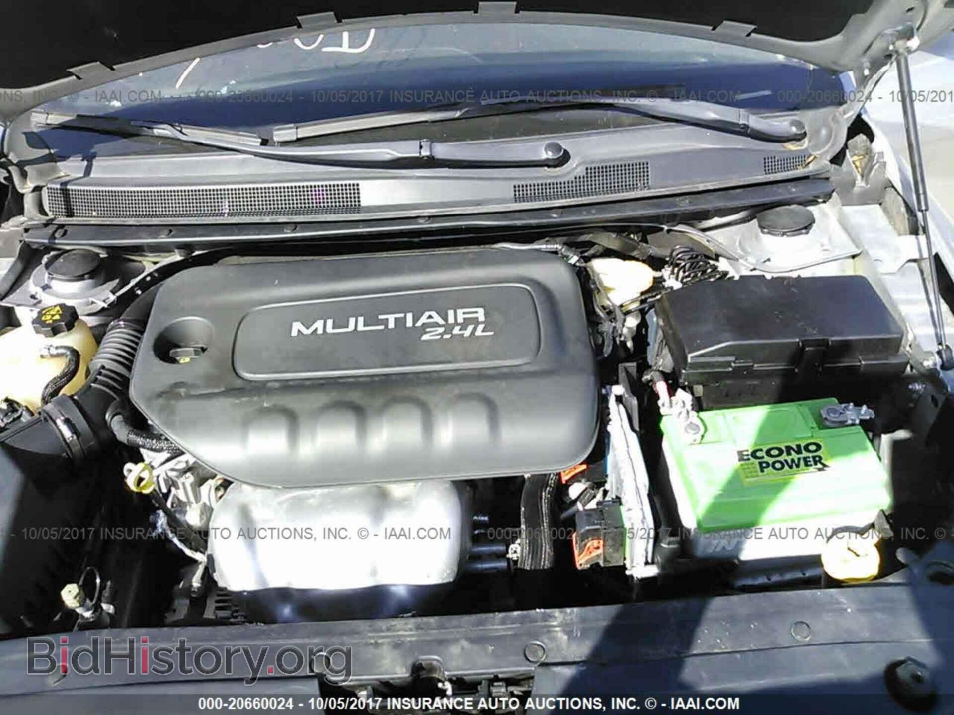 2015 Chrysler 200 - VIN: 1C3CCCAB2FN676570 - Фото 10