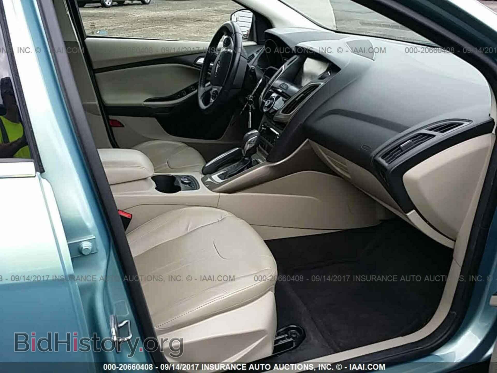 2012 Ford Focus - VIN: 1FAHP3M26CL427803 - Photo 5