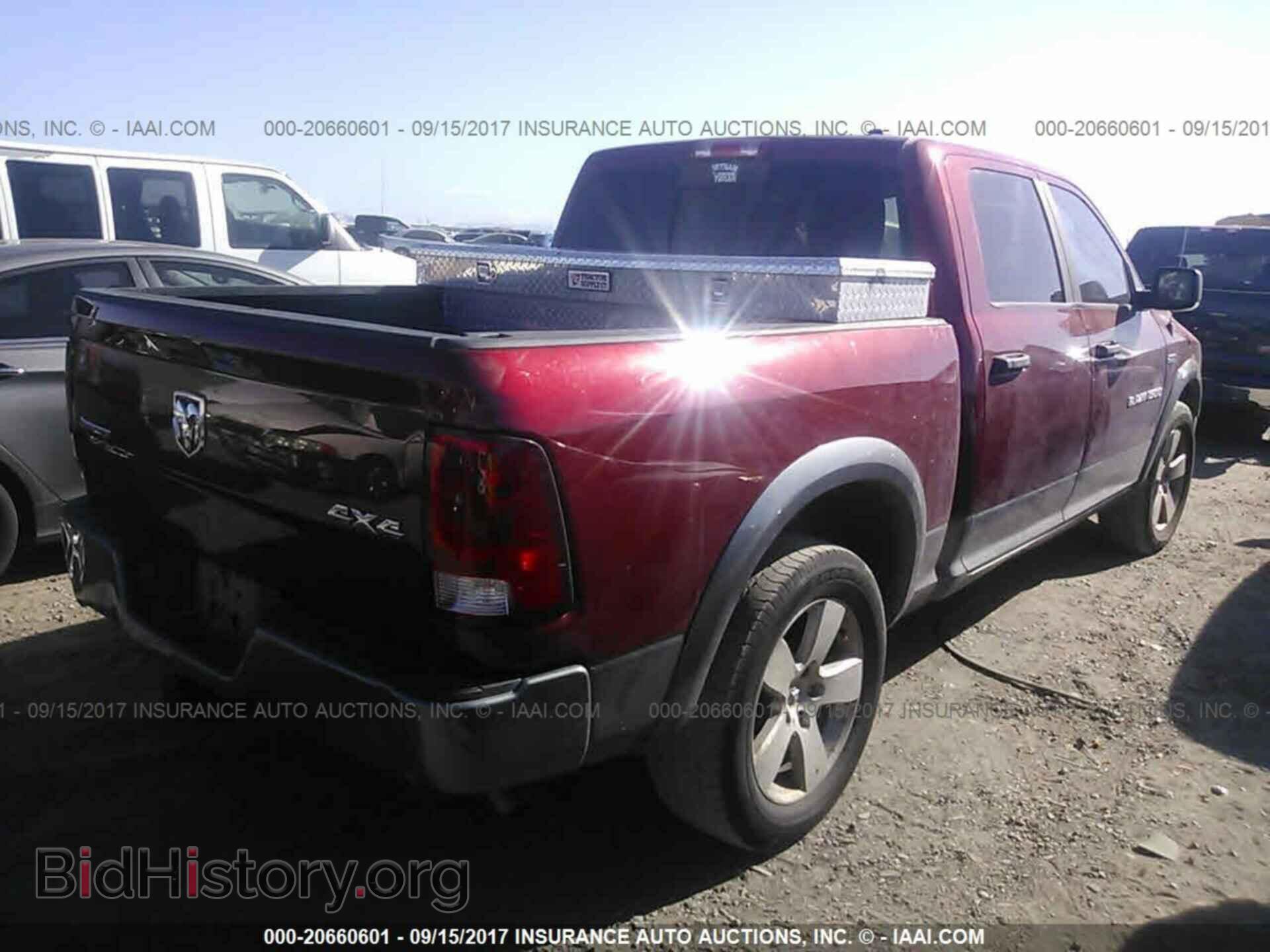 2012 Dodge Ram 1500 - VIN: 1C6RD7LT7CS110828 - Фото 4