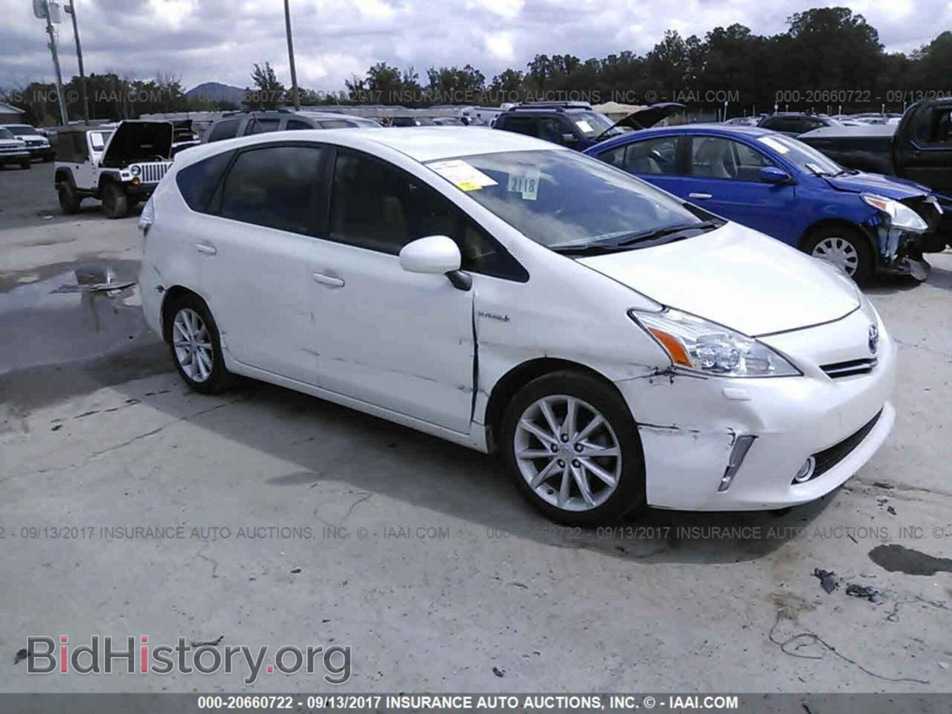 Фотография JTDZN3EU9D3231697 - Toyota Prius v 2013