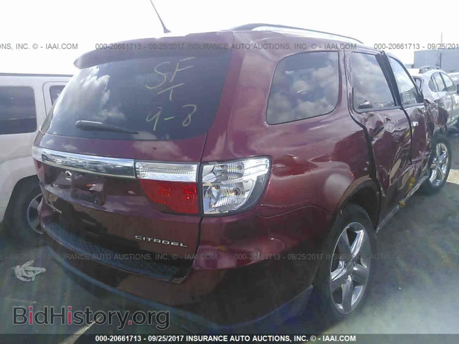 2011 Dodge Durango - VIN: 1D4RD5GG7BC613572 - Photo 4
