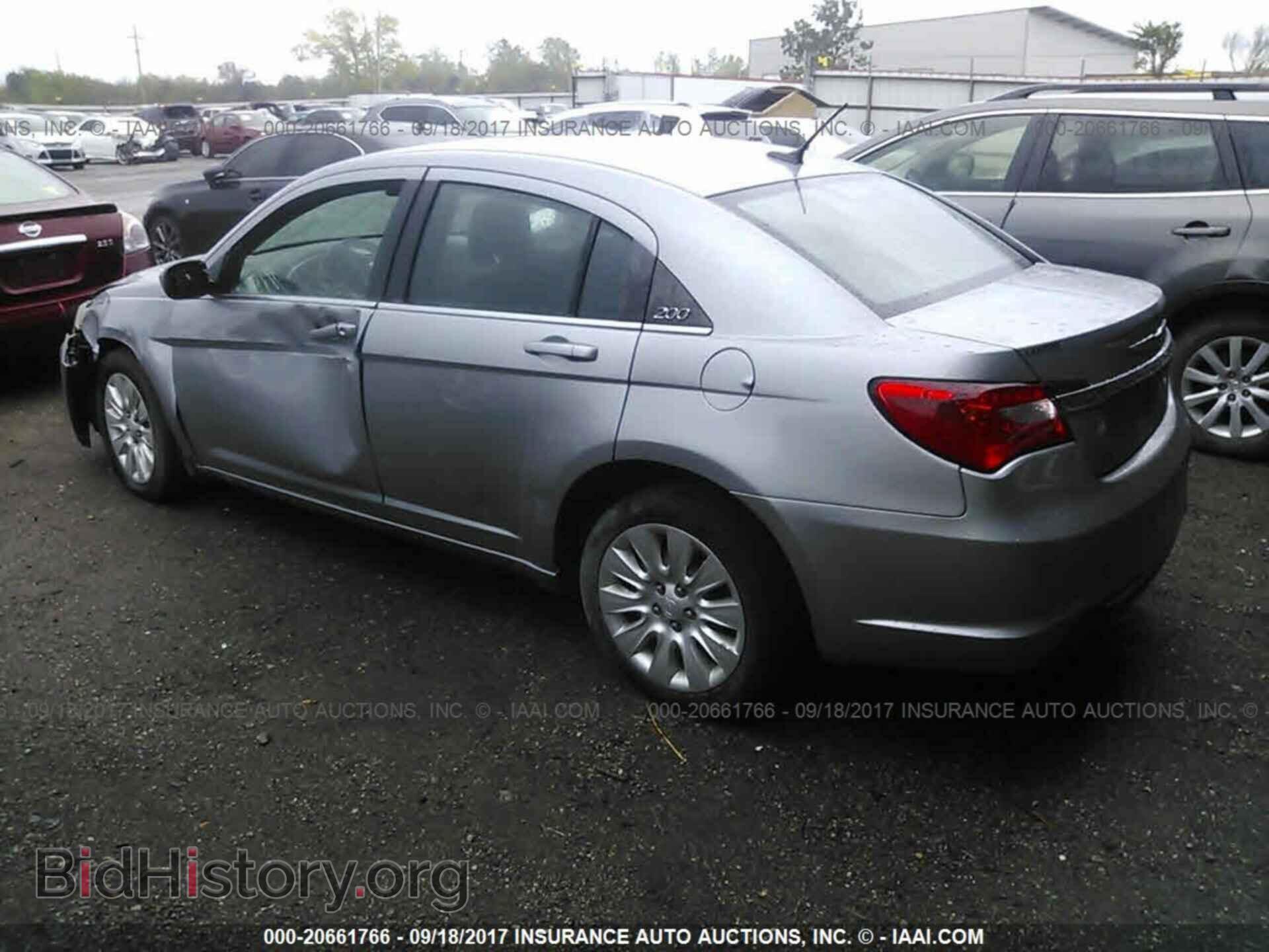 2013 Chrysler 200 - VIN: 1C3CCBAB4DN560326 - Photo 3