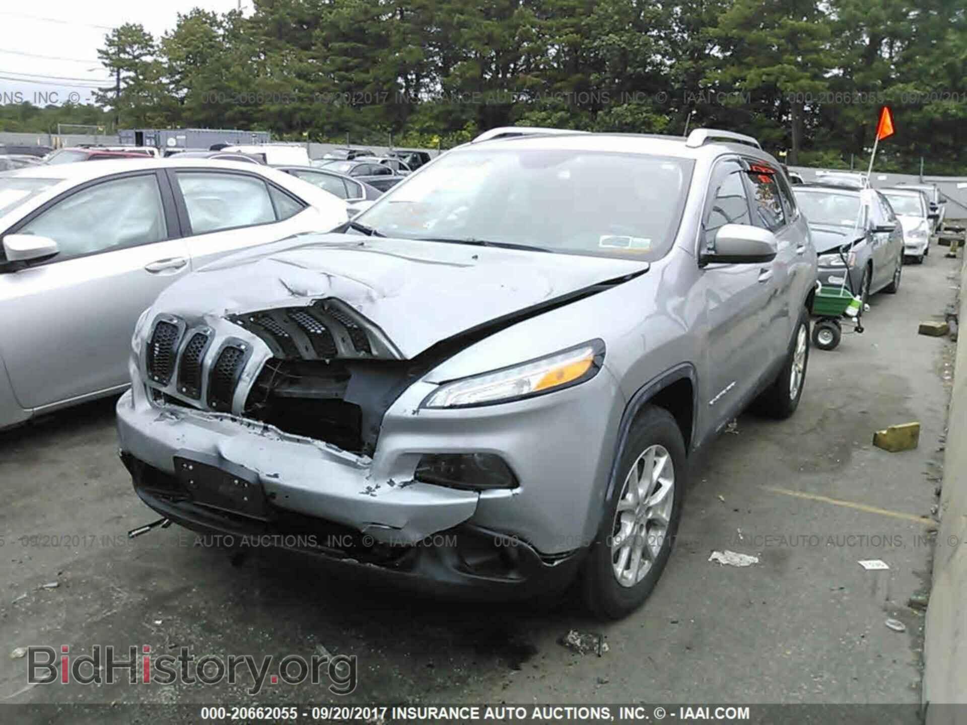 2015 Jeep Cherokee - VIN: 1C4PJMCS8FW744970 - Photo 2