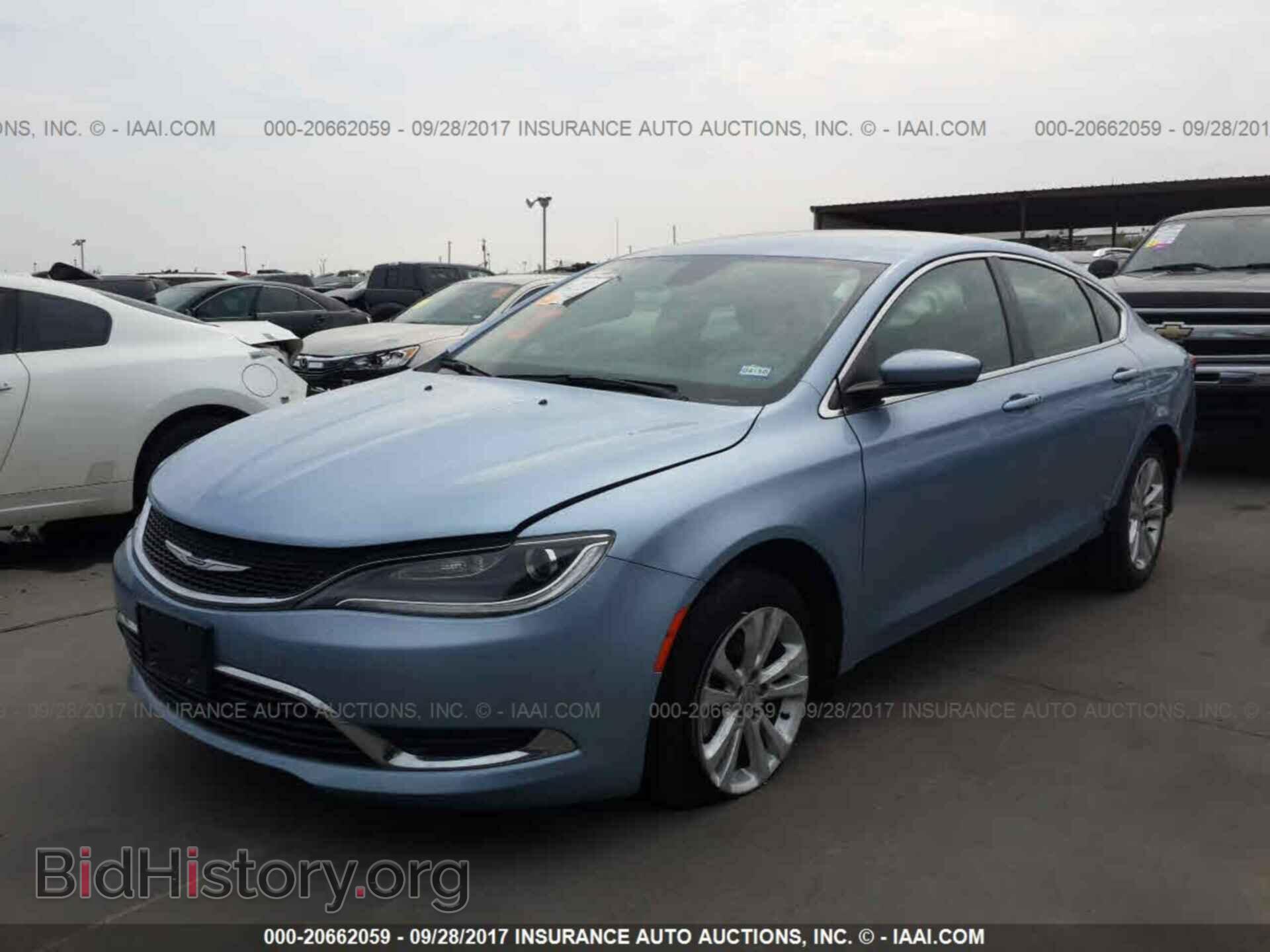2015 Chrysler 200 - VIN: 1C3CCCAB9FN684164 - Photo 2