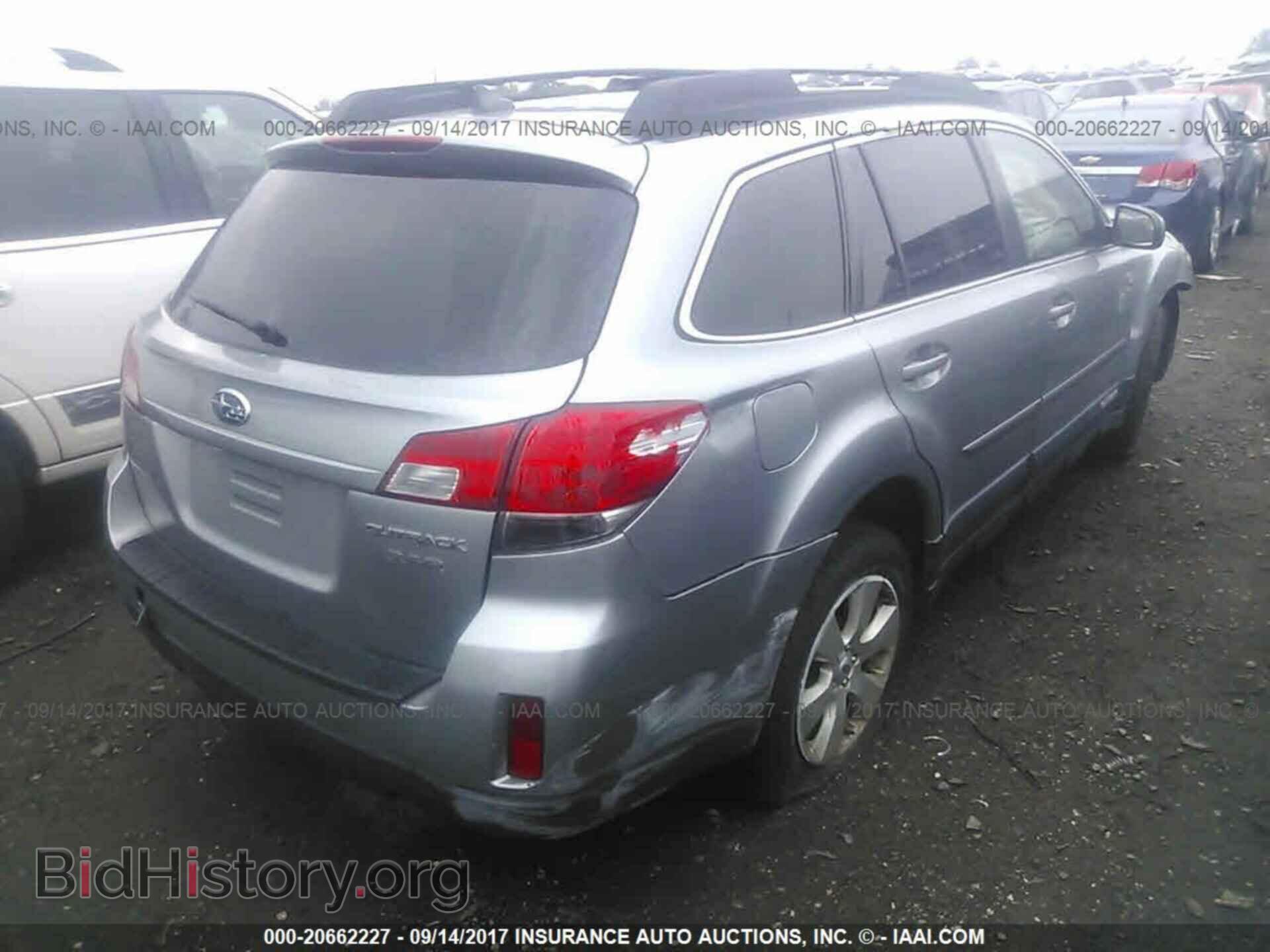 2011 Subaru Outback - VIN: 4S4BRDKC6B2436870 - Фото 4