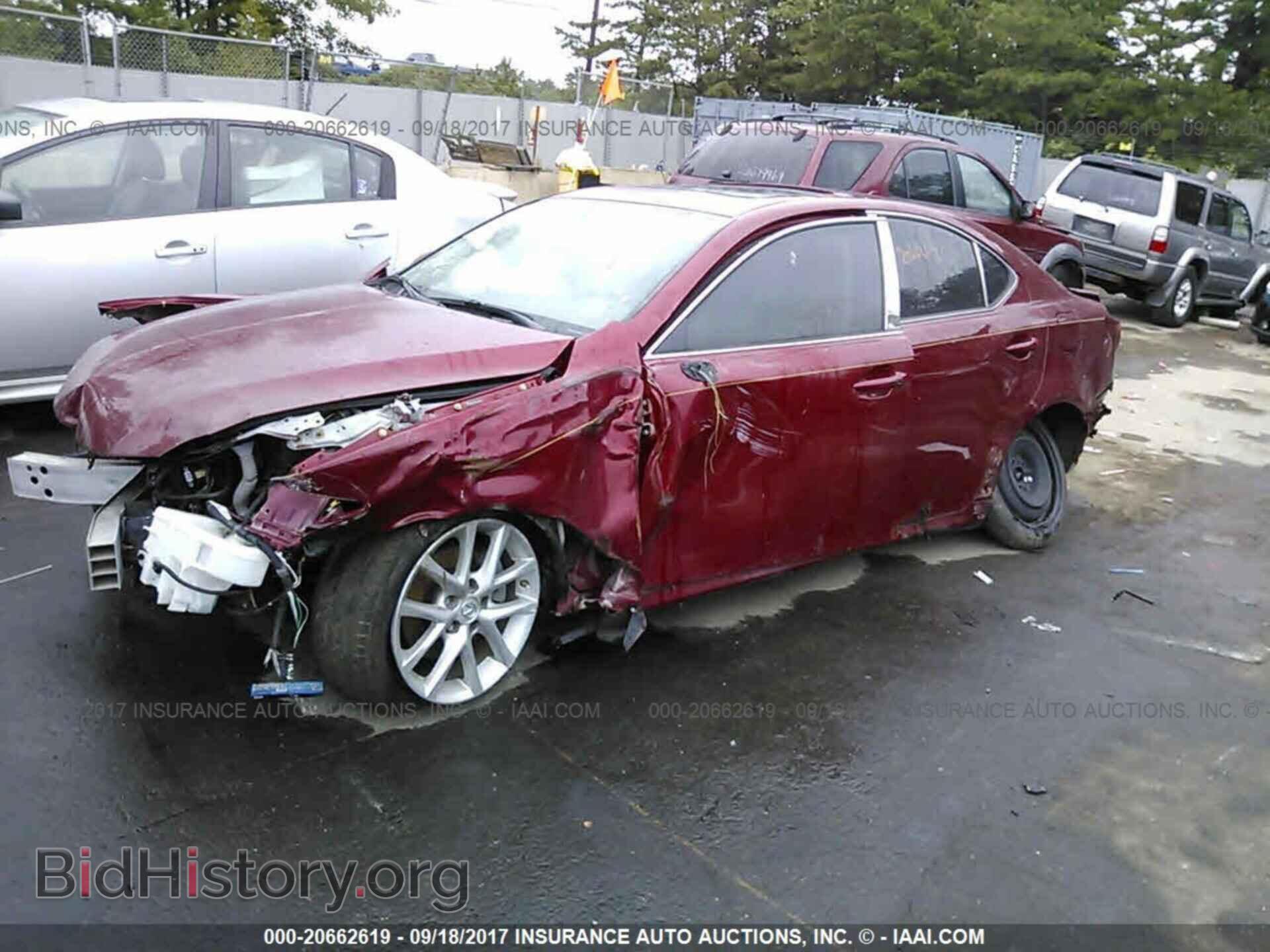 2011 Lexus Is - VIN: JTHCF5C21B5047421 - Фото 2