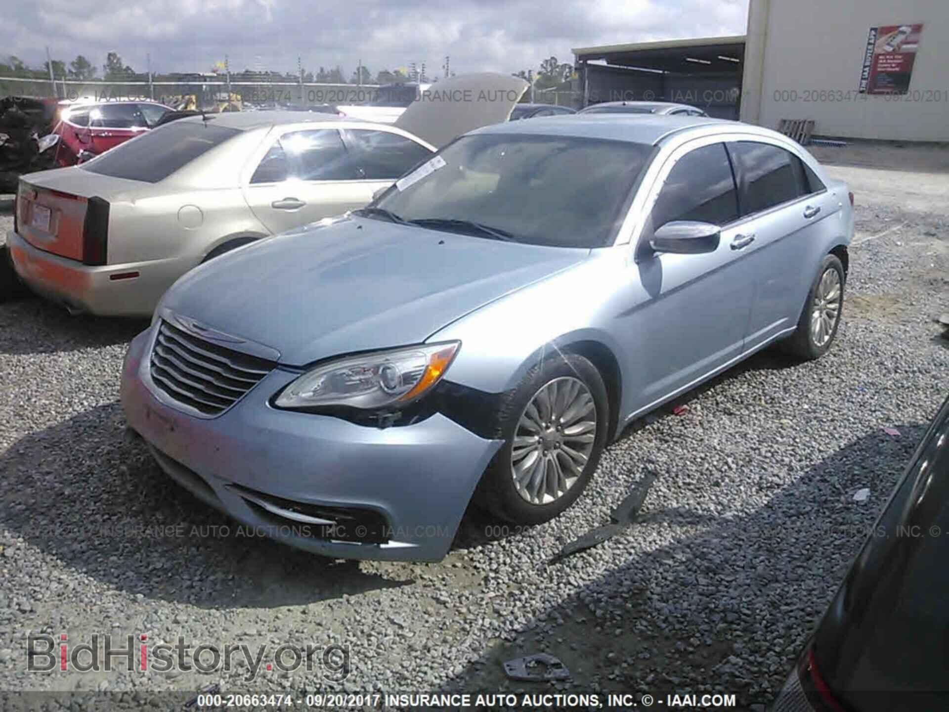 2012 Chrysler 200 - VIN: 1C3CCBCB4CN178227 - Photo 2