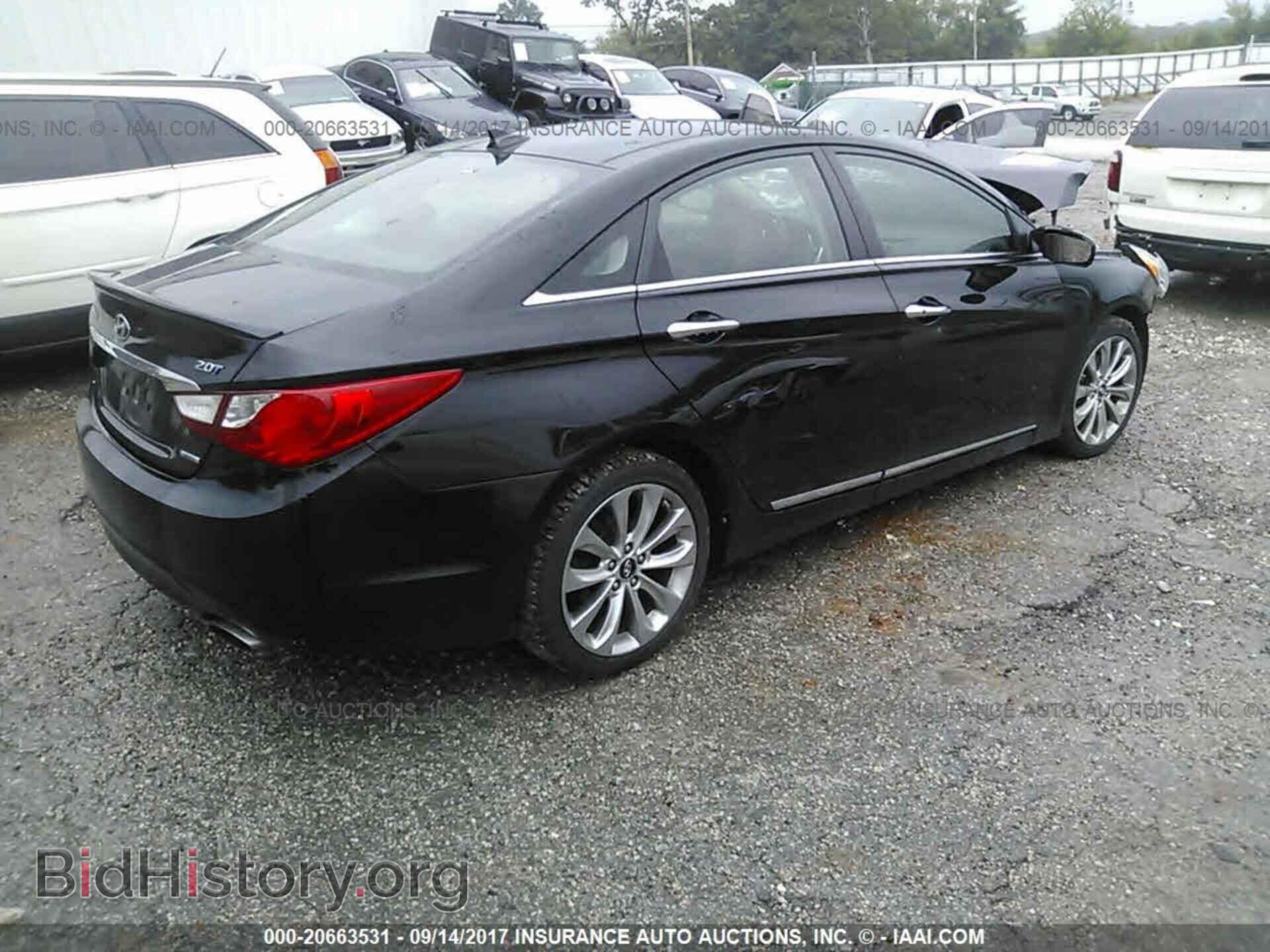 2012 Hyundai Sonata - VIN: 5NPEC4AB3CH489375 - Photo 4