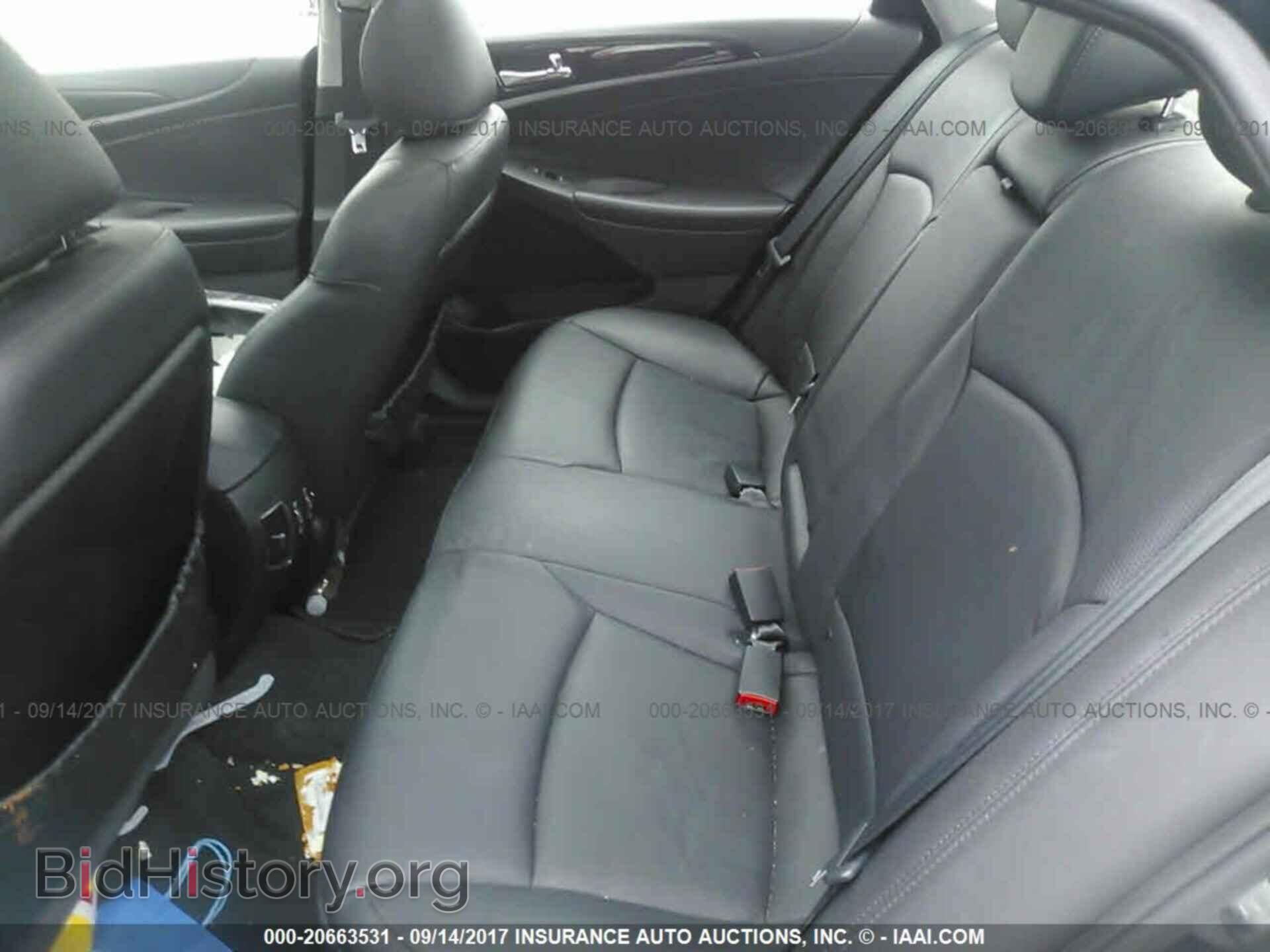 2012 Hyundai Sonata - VIN: 5NPEC4AB3CH489375 - Photo 8