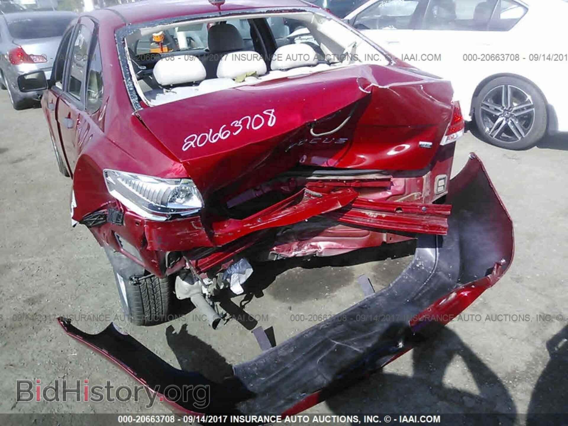 2011 Ford Focus - VIN: 1FAHP3FN3BW120271 - Фото 6